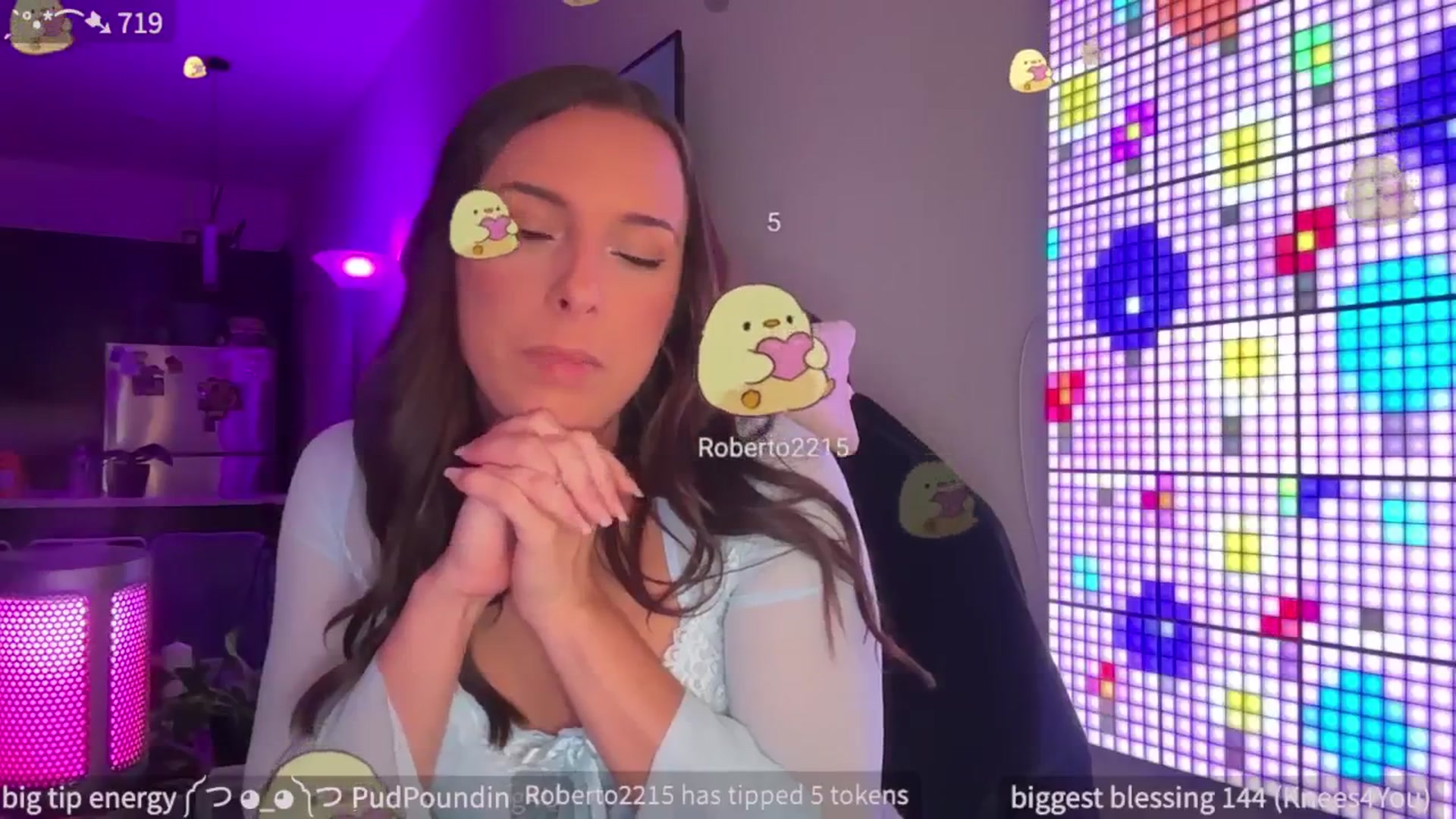 Gallery image thumbnail from SparklySays's myfreecams stream on, 08/08/2025, 07:00 image 20 of 20