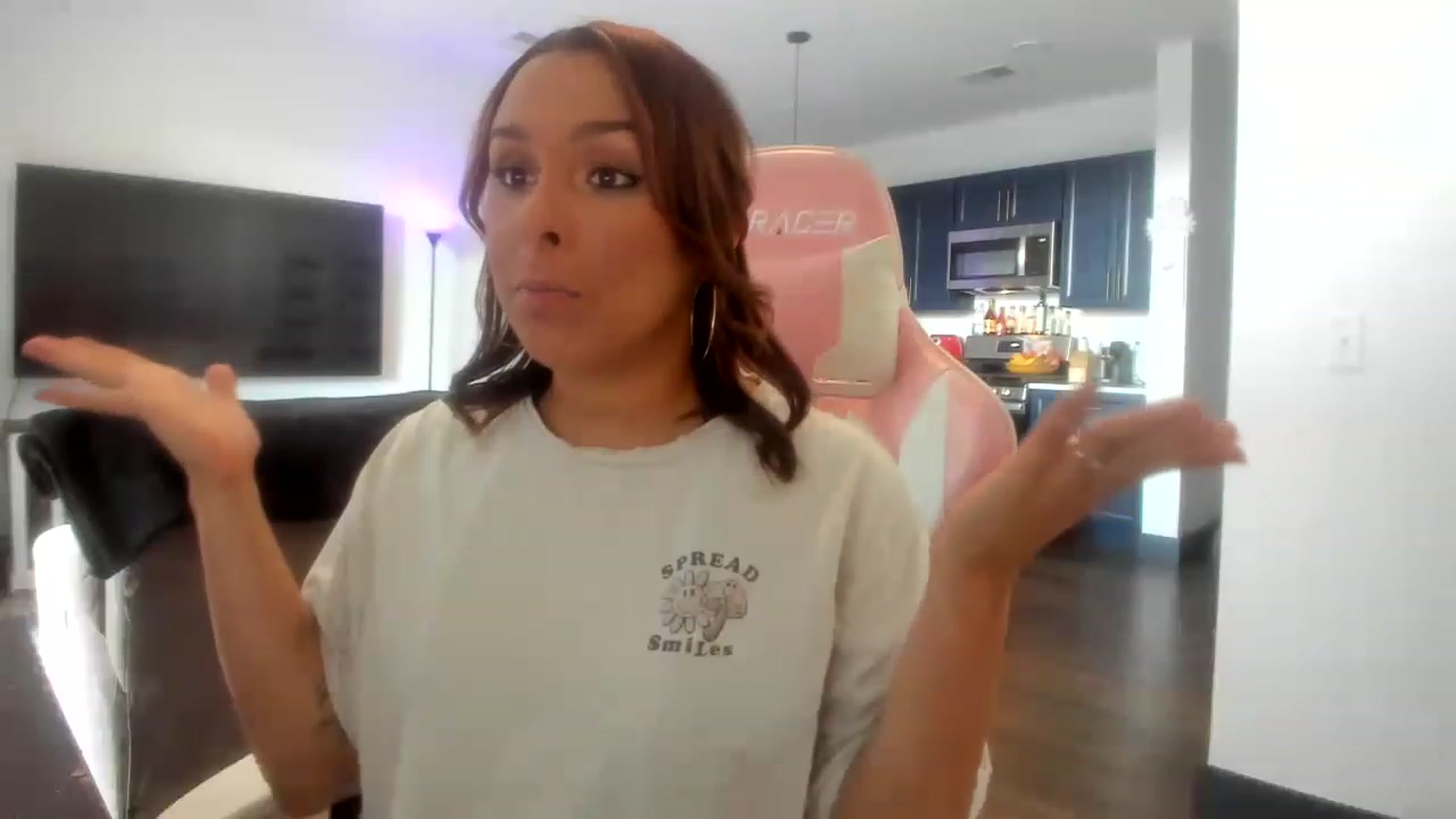 Gallery image thumbnail from Sparkly__'s myfreecams stream on, 08/05/2023, 14:37 image 17 of 20