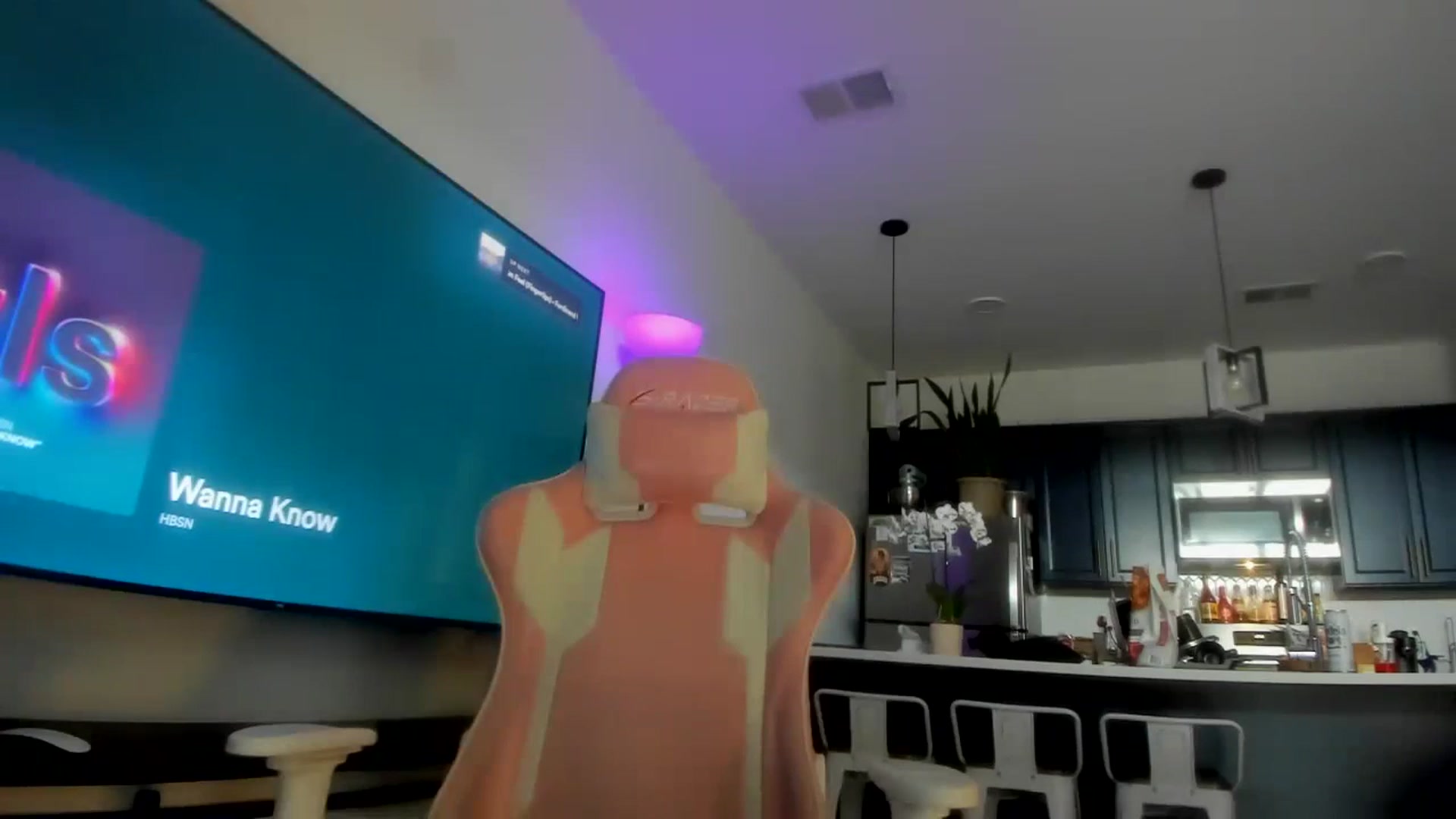 Gallery image thumbnail from Sparkly__'s myfreecams stream on, 08/05/2023, 17:37 image 5 of 20