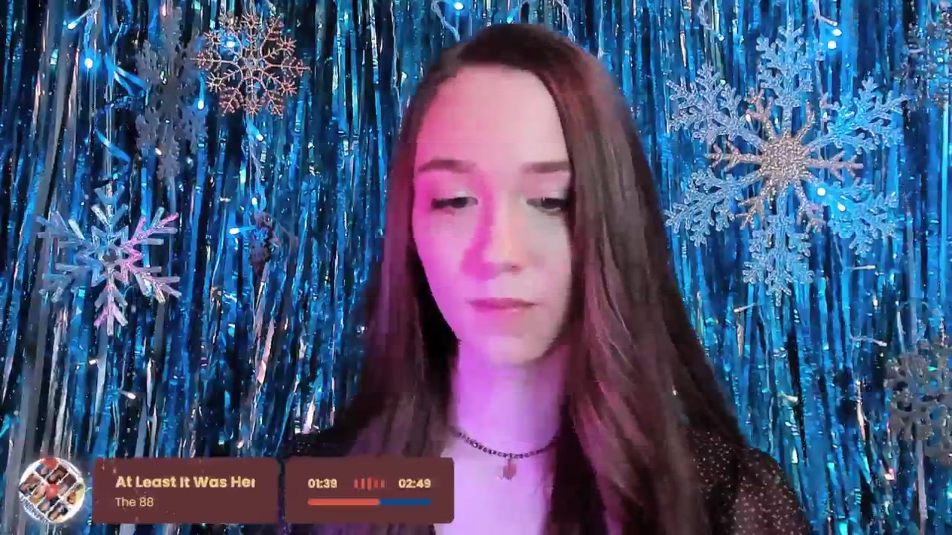 Gallery image thumbnail from Special_One's myfreecams stream on, 12/25/2024, 05:25 image 19 of 20