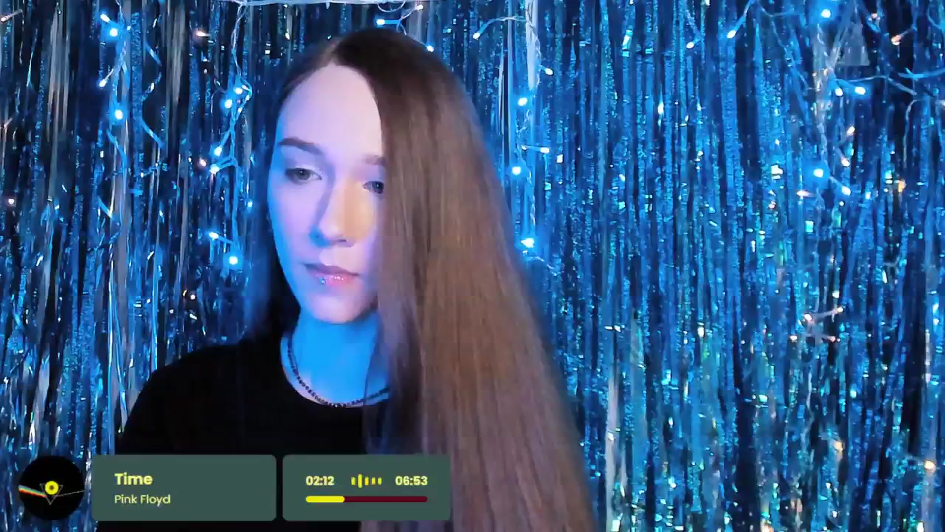 Gallery image thumbnail from Special_One's myfreecams stream on, 03/12/2025, 05:34 image 5 of 20