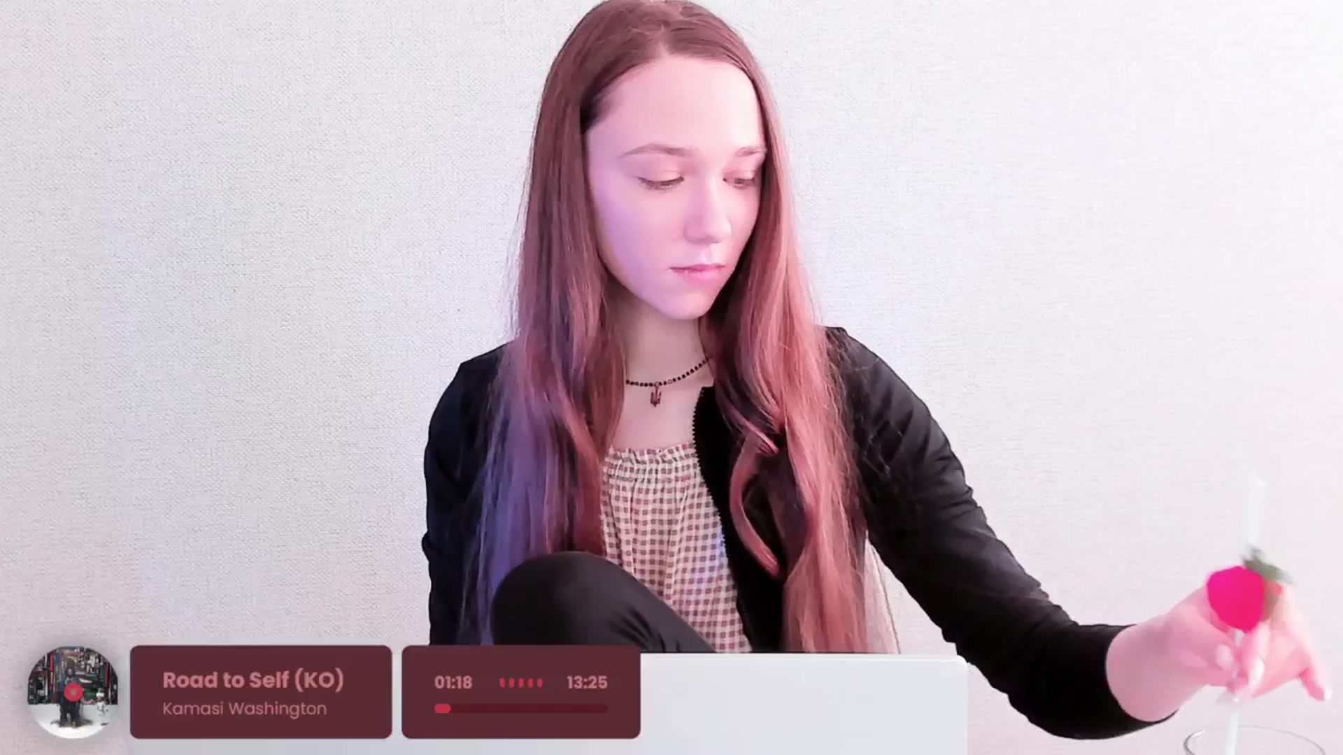 Gallery image thumbnail from Special_One's myfreecams stream on, 04/20/2025, 07:06 image 13 of 20