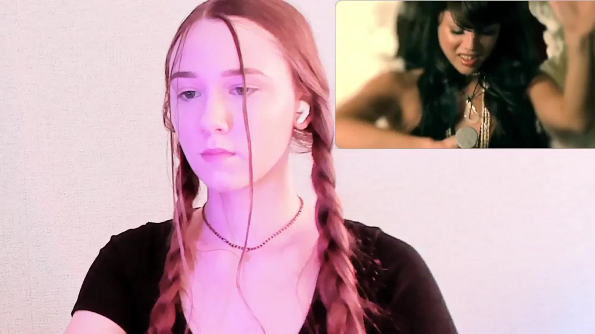 Gallery image thumbnail from Special_One's myfreecams stream on, 07/20/2025, 08:34 image 1 of 20