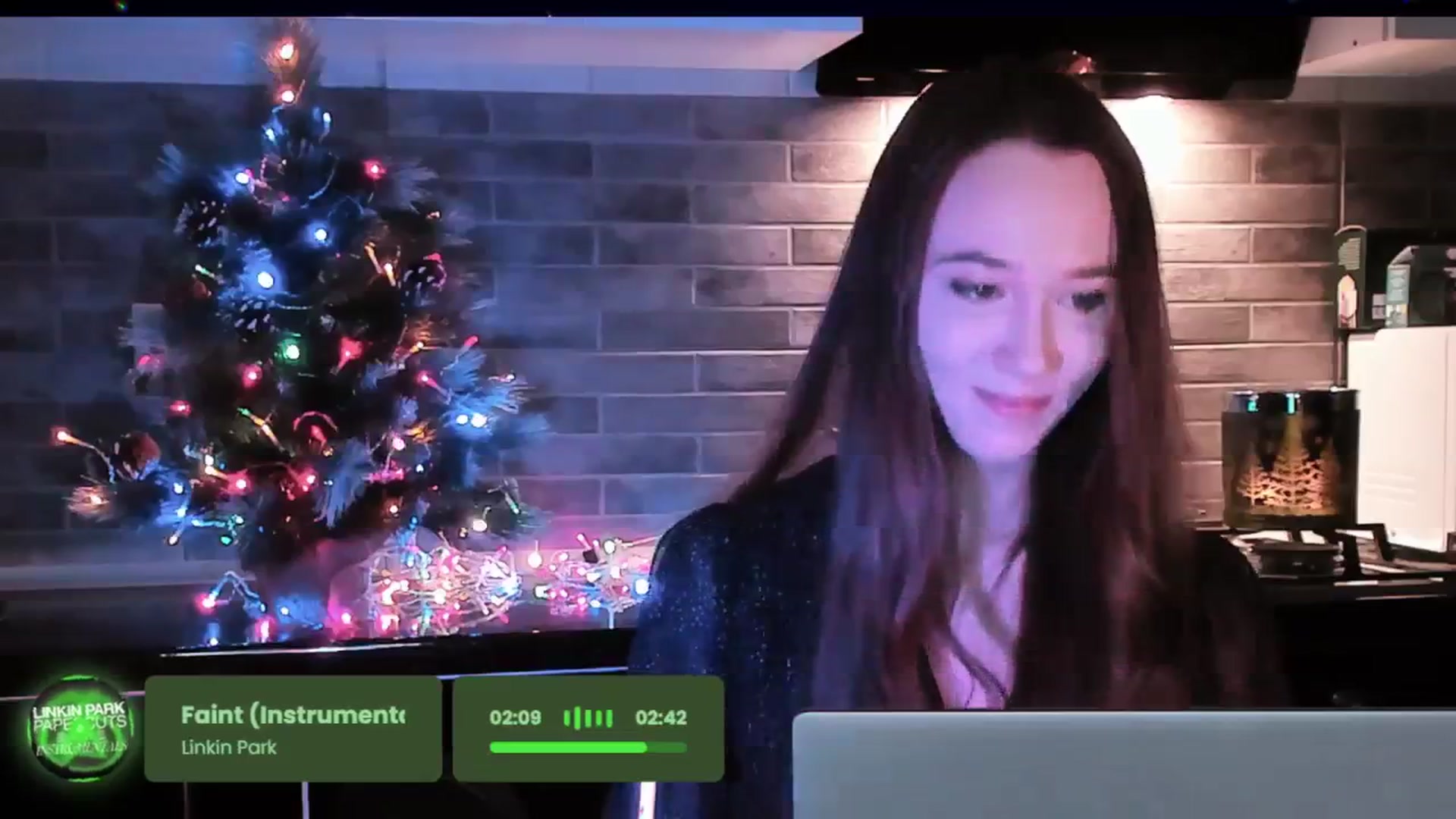 Gallery image thumbnail from Special_One's myfreecams stream on, 12/07/2025, 06:55 image 3 of 20