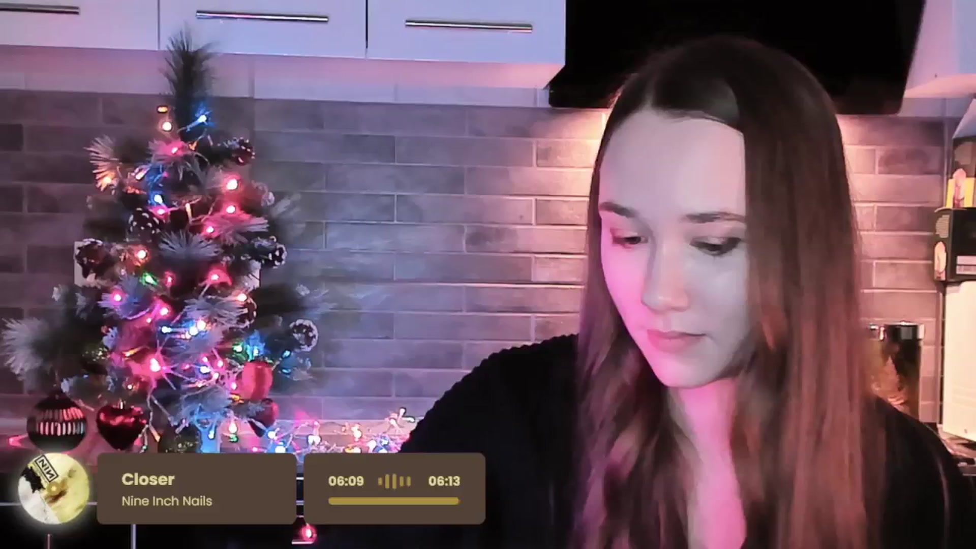 Gallery image thumbnail from Special_One's myfreecams stream on, 12/15/2025, 08:07 image 2 of 20
