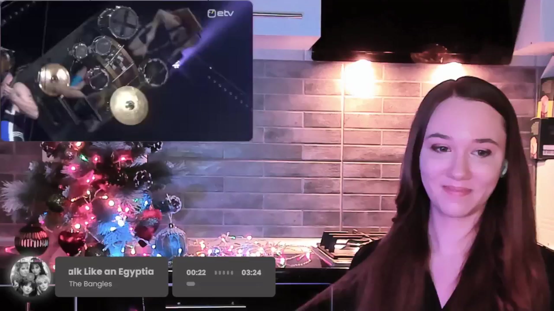 Gallery image thumbnail from Special_One's myfreecams stream on, 12/15/2025, 08:07 image 17 of 20