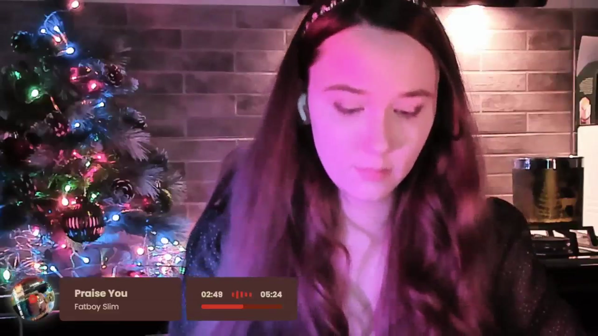 Gallery image thumbnail from Special_One's myfreecams stream on, 12/21/2025, 12:33 image 19 of 20