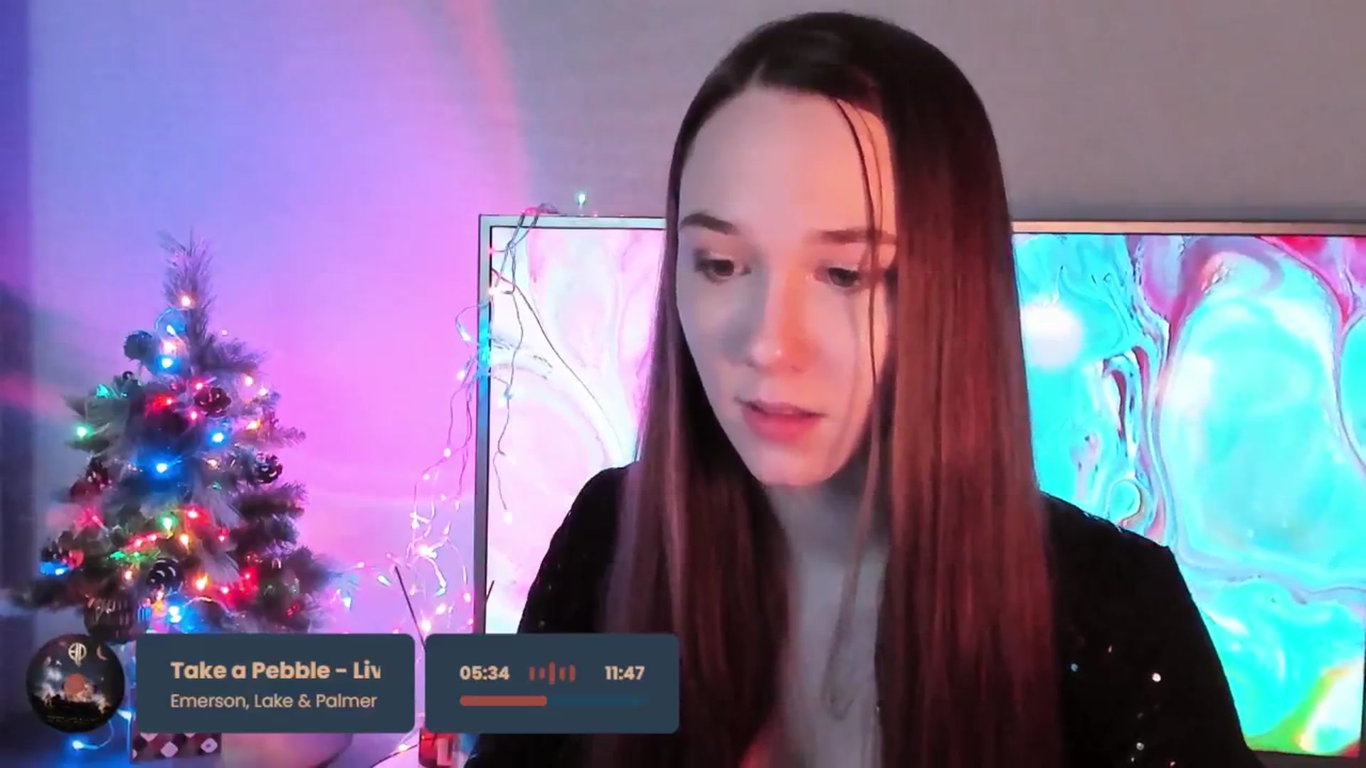 Gallery image thumbnail from Special_One's myfreecams stream on, 12/25/2025, 13:25 image 17 of 20