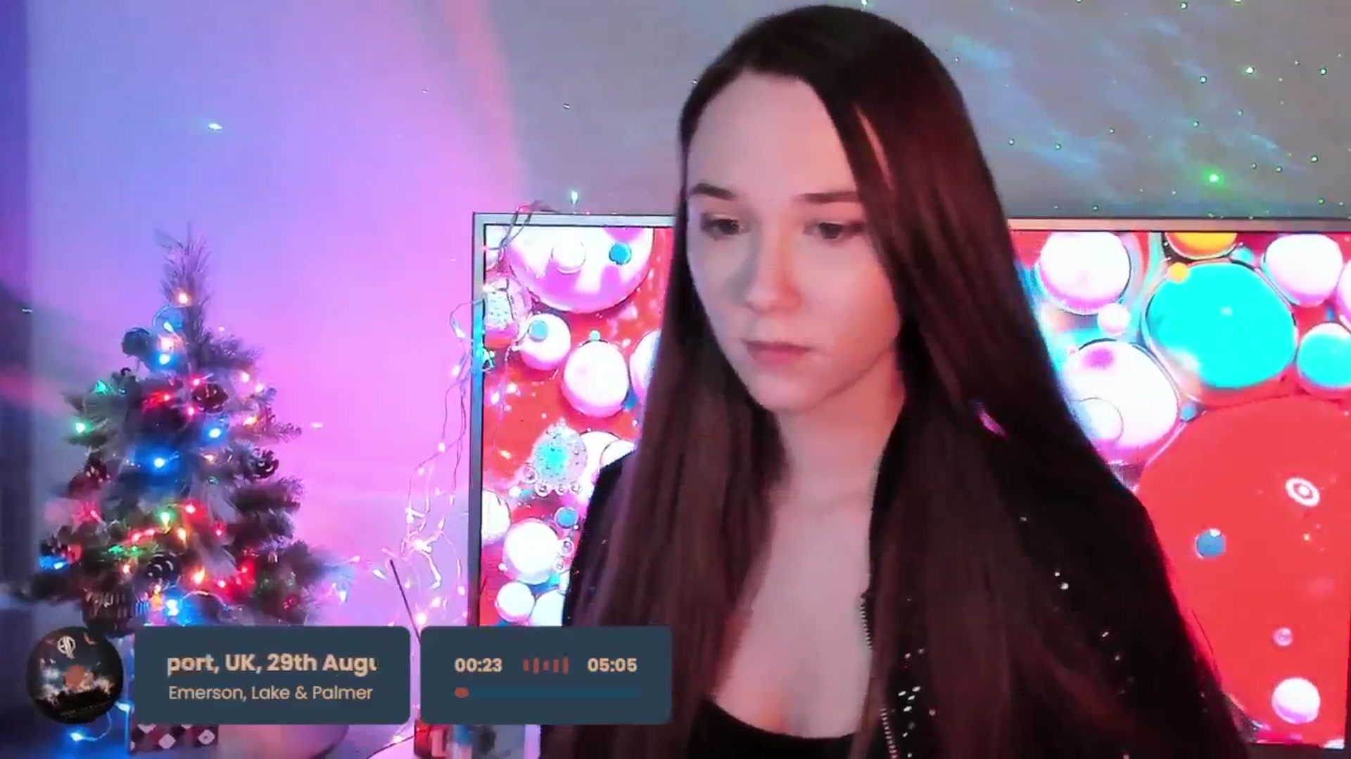 Gallery image thumbnail from Special_One's myfreecams stream on, 12/25/2025, 13:25 image 10 of 20