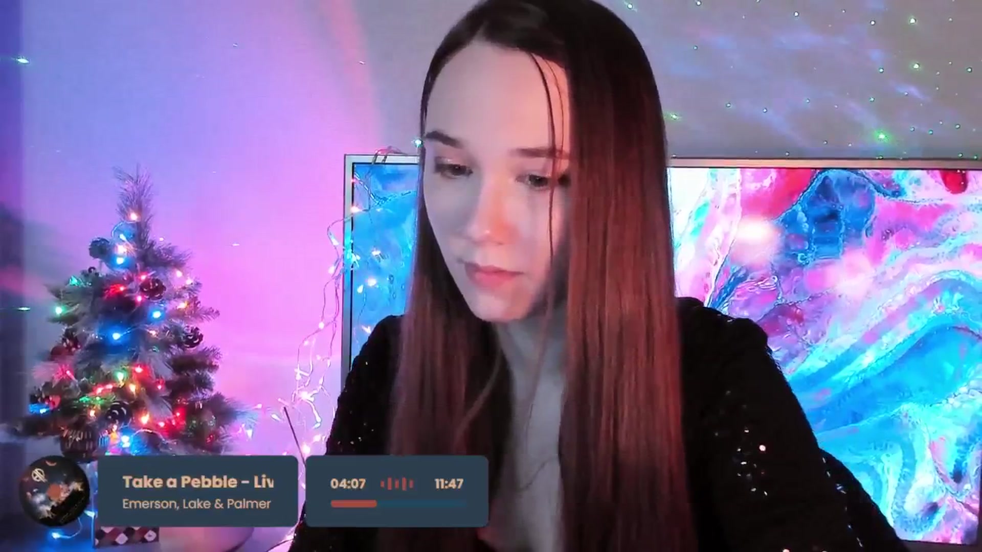 Gallery image thumbnail from Special_One's myfreecams stream on, 12/25/2025, 13:25 image 16 of 20