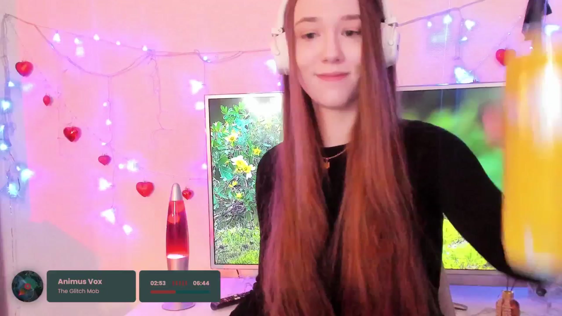 Gallery image thumbnail from Special_One's myfreecams stream on, 04/19/2026, 09:39 image 1 of 20