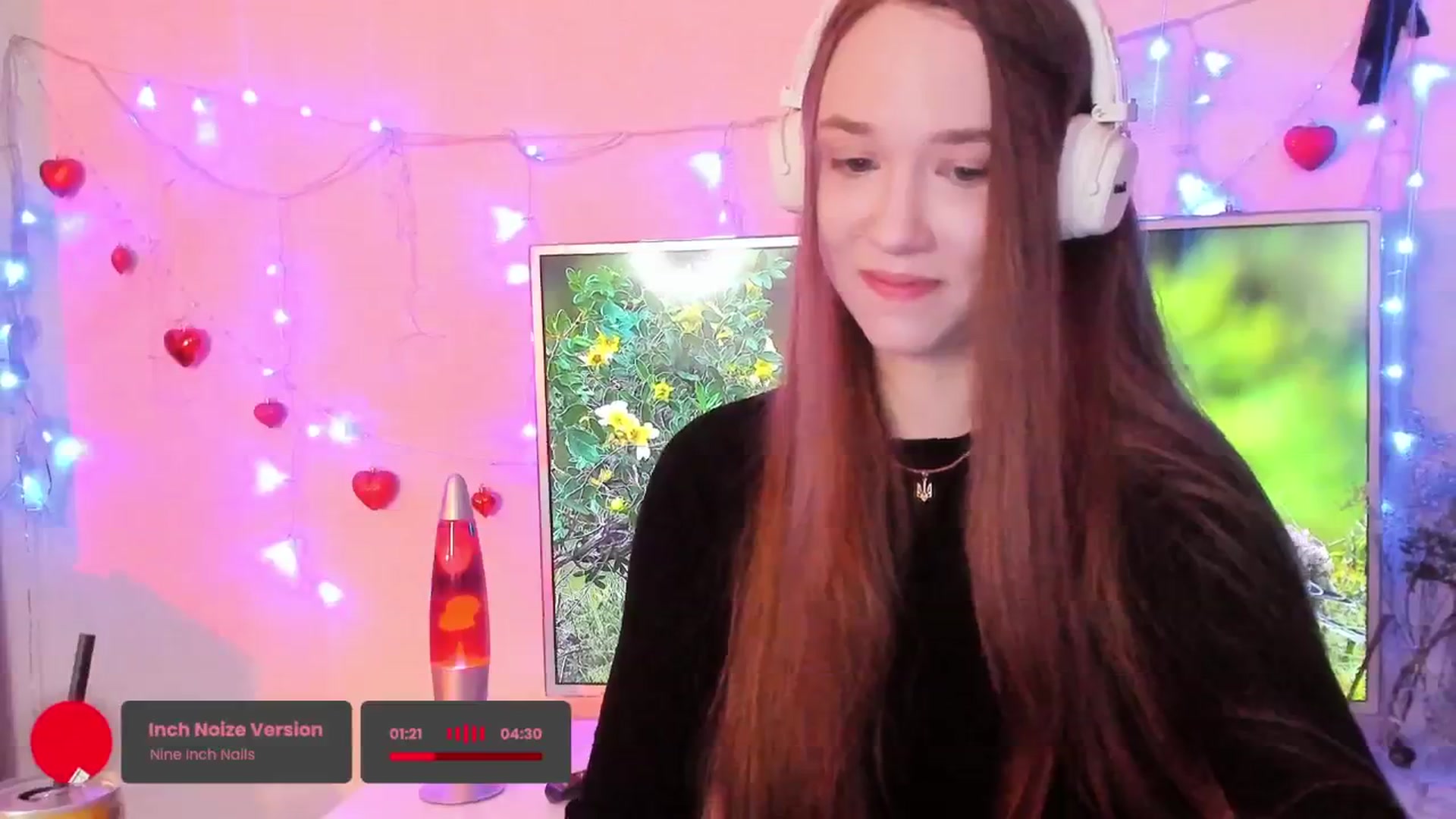Gallery image thumbnail from Special_One's myfreecams stream on, 04/19/2026, 09:39 image 2 of 20