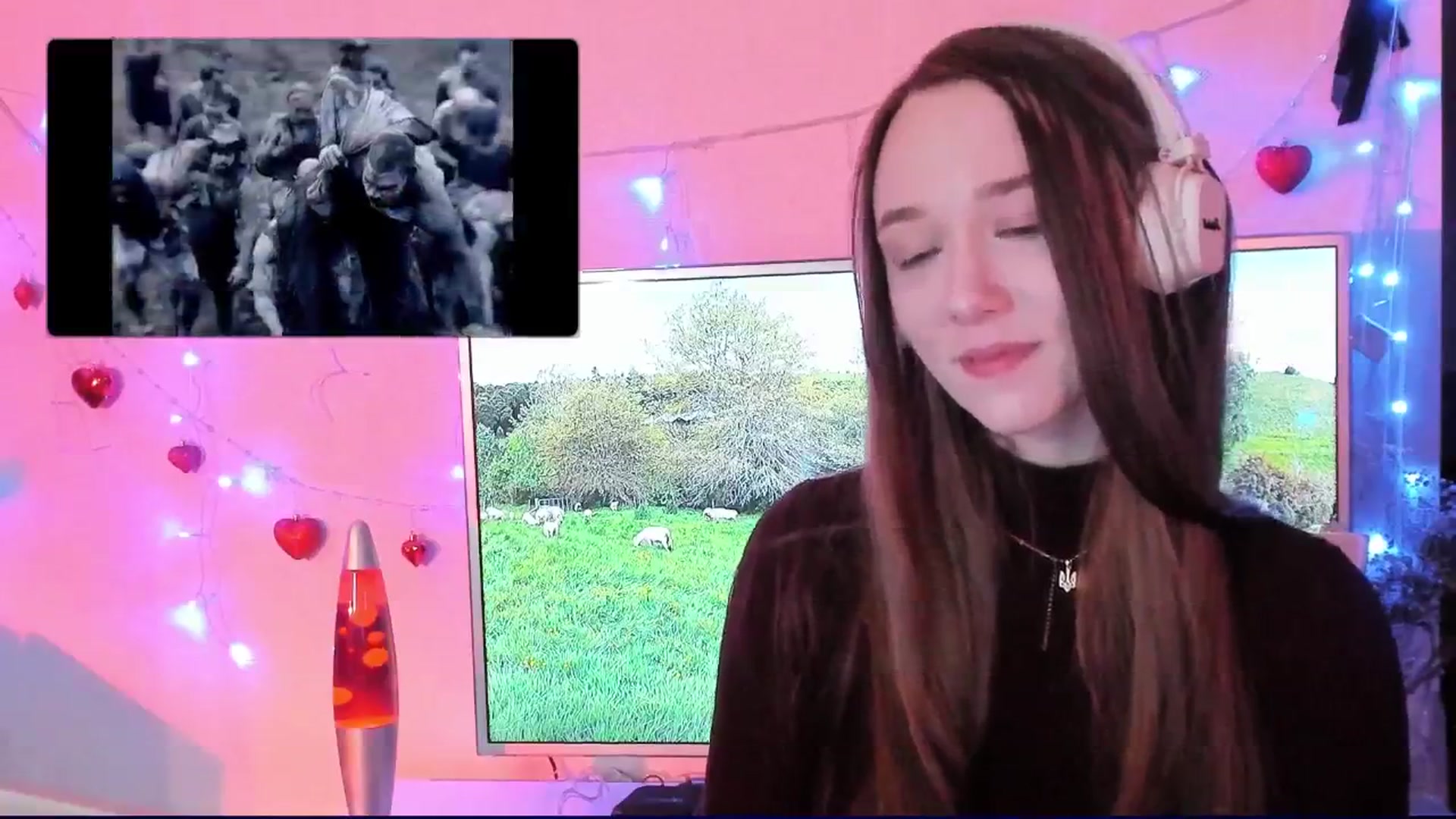 Gallery image thumbnail from Special_One's myfreecams stream on, 04/25/2026, 24:32 image 16 of 20