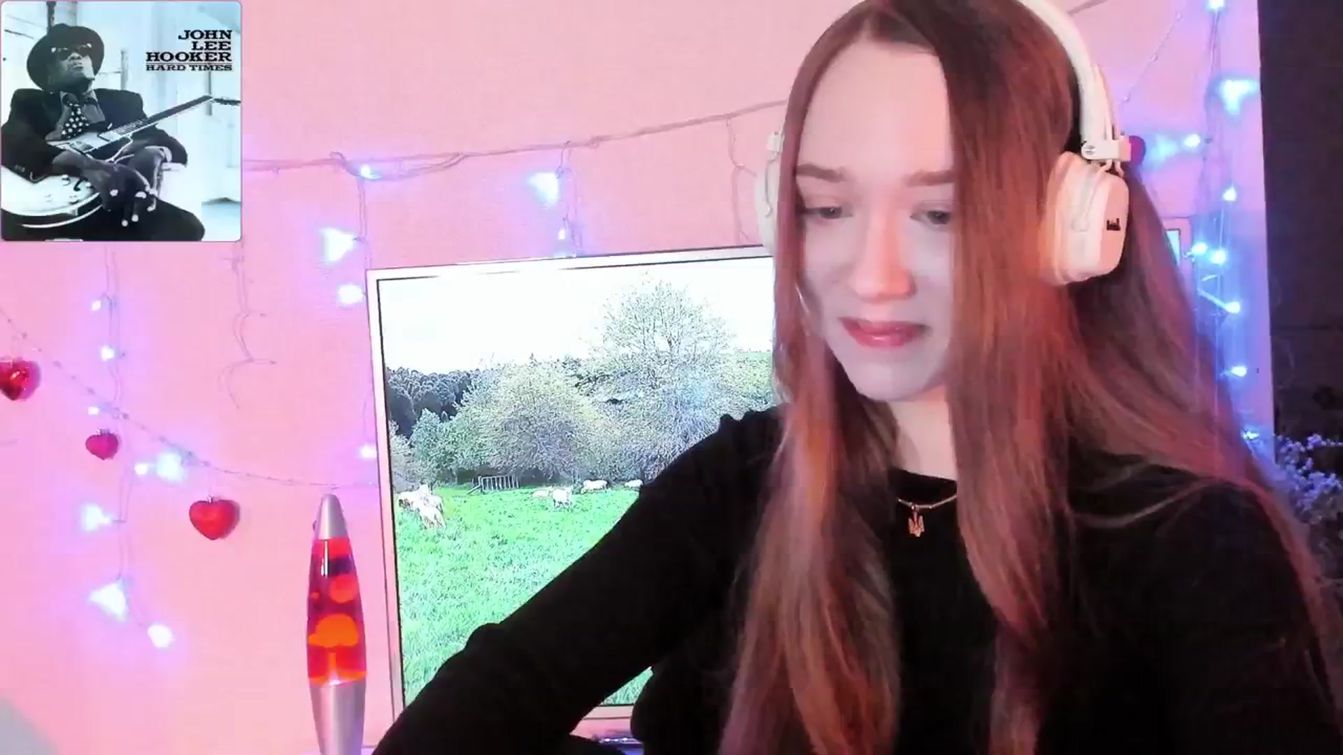Gallery image thumbnail from Special_One's myfreecams stream on, 05/02/2026, 21:32 image 15 of 20