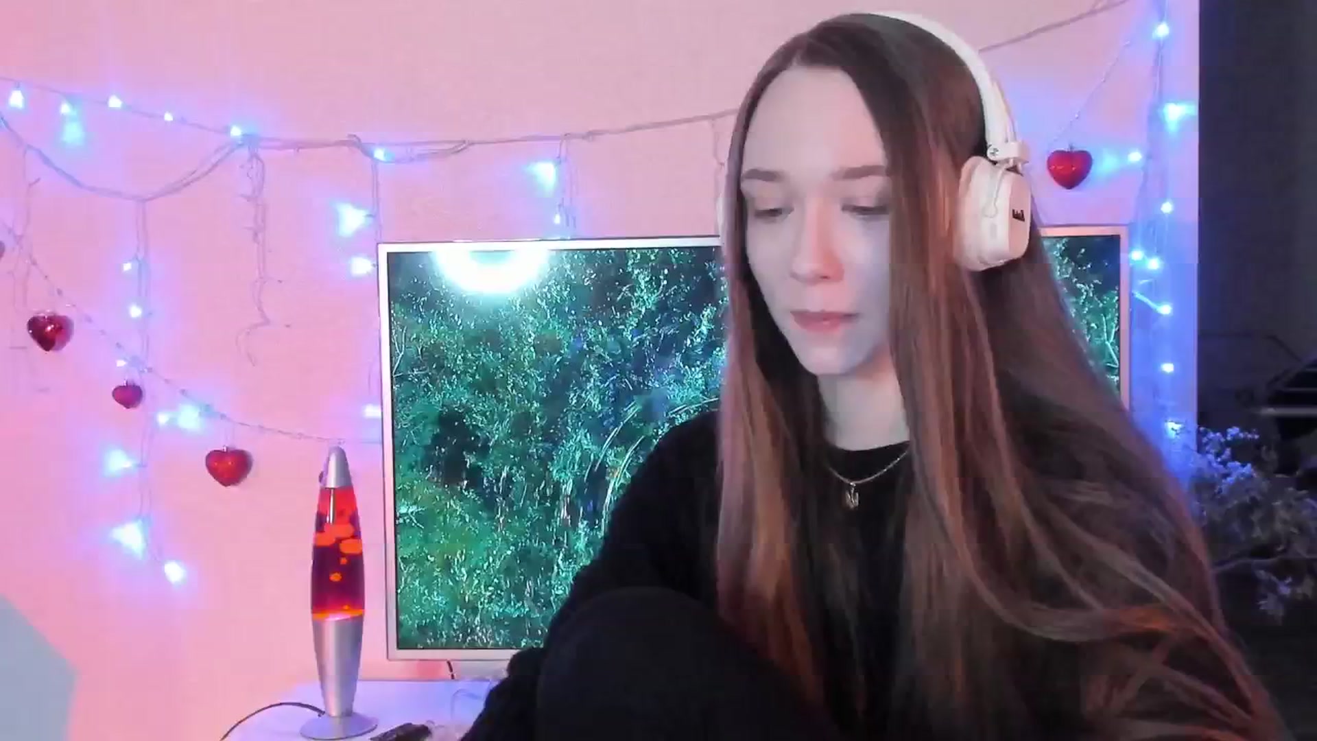 Gallery image thumbnail from Special_One's myfreecams stream on, 05/03/2026, 24:02 image 17 of 20