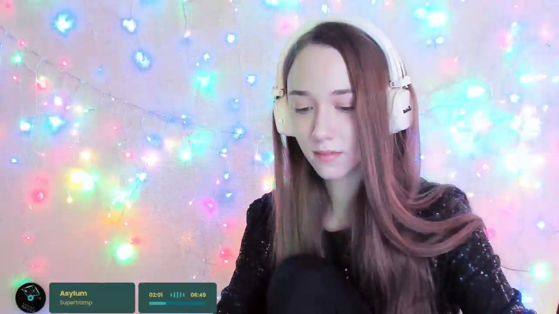 Gallery image thumbnail from Special_One's myfreecams stream on, 05/31/2026, 06:03 image 14 of 20