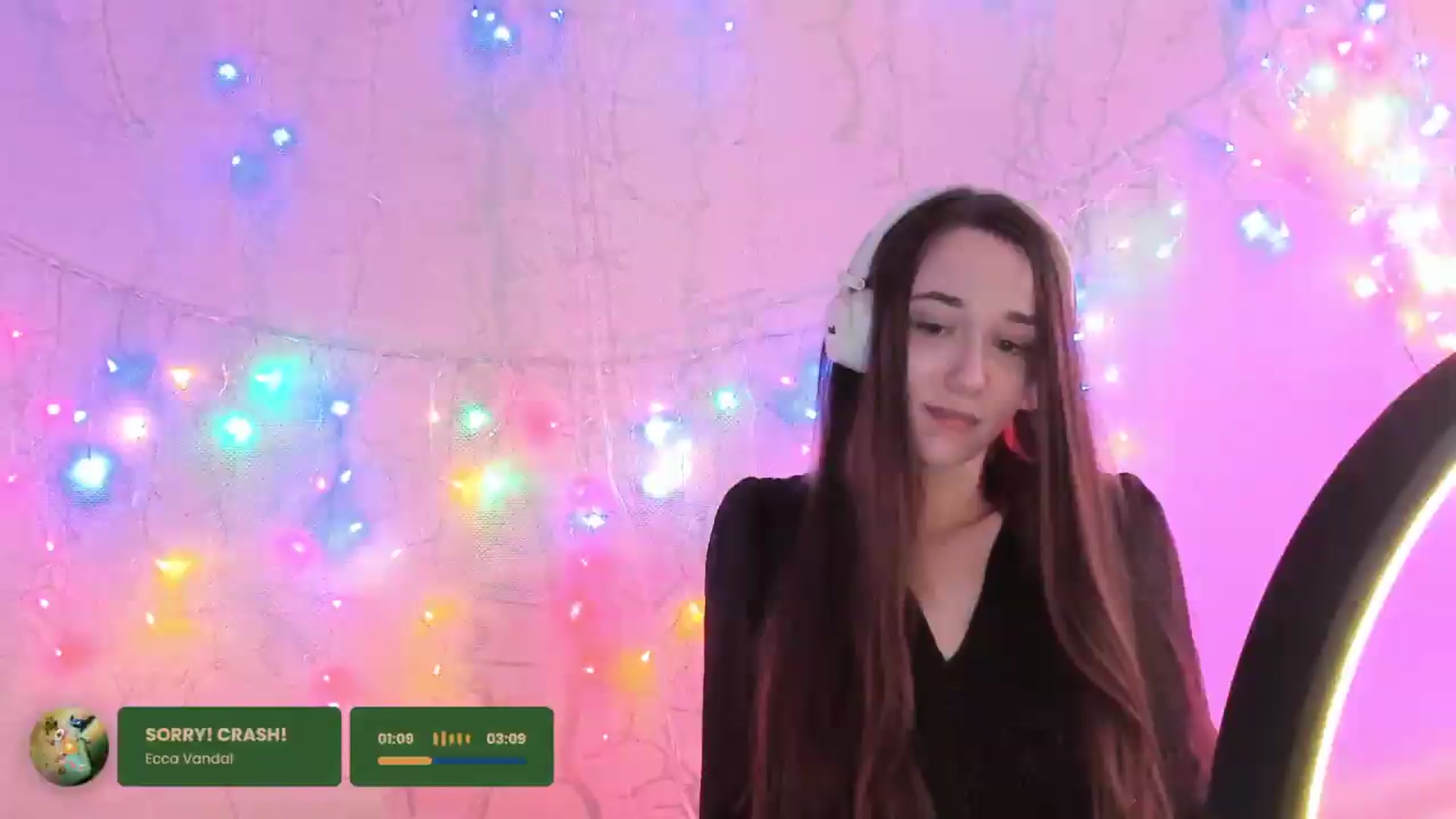 Gallery image thumbnail from Special_One's myfreecams stream on, 06/21/2026, 13:54 image 7 of 20