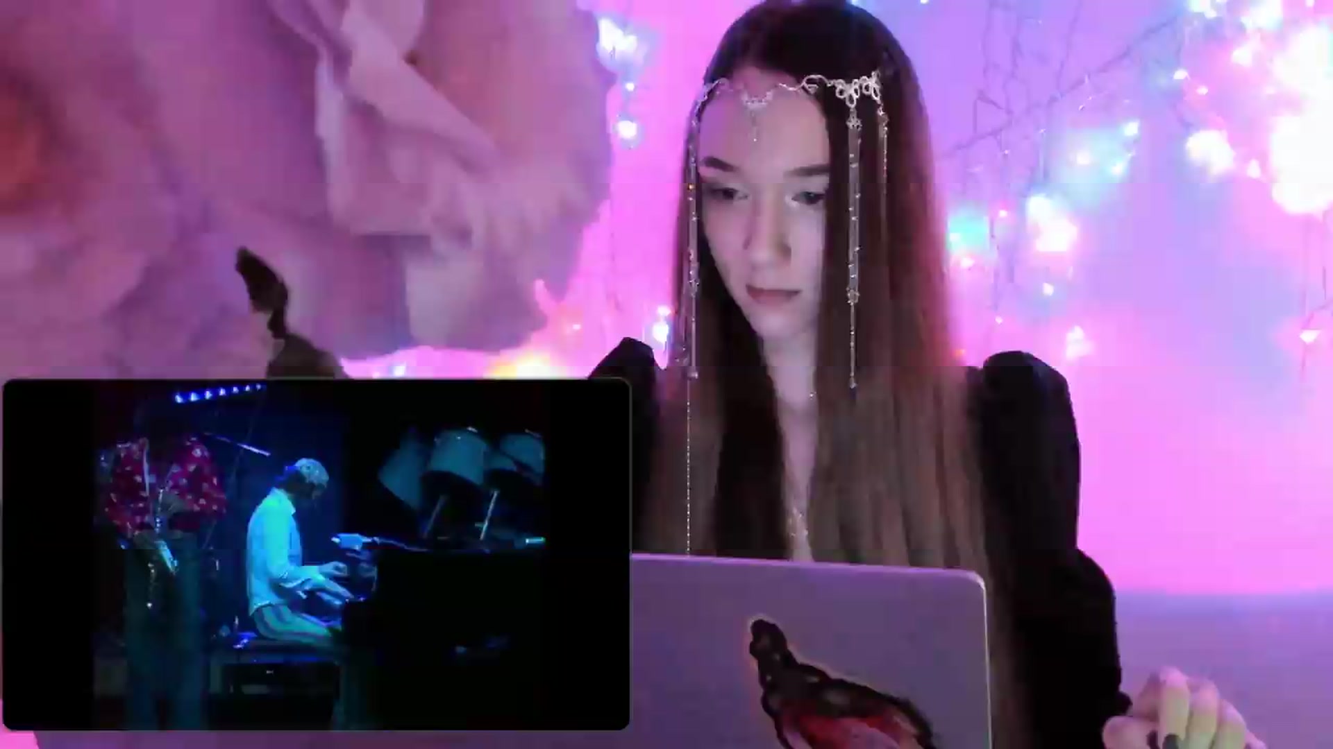 Gallery image thumbnail from Special_One's myfreecams stream on, 07/12/2026, 12:11 image 3 of 20