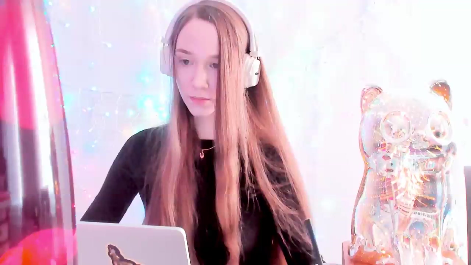 Gallery image thumbnail from Special_One's myfreecams stream on, 08/01/2026, 05:53 image 14 of 20
