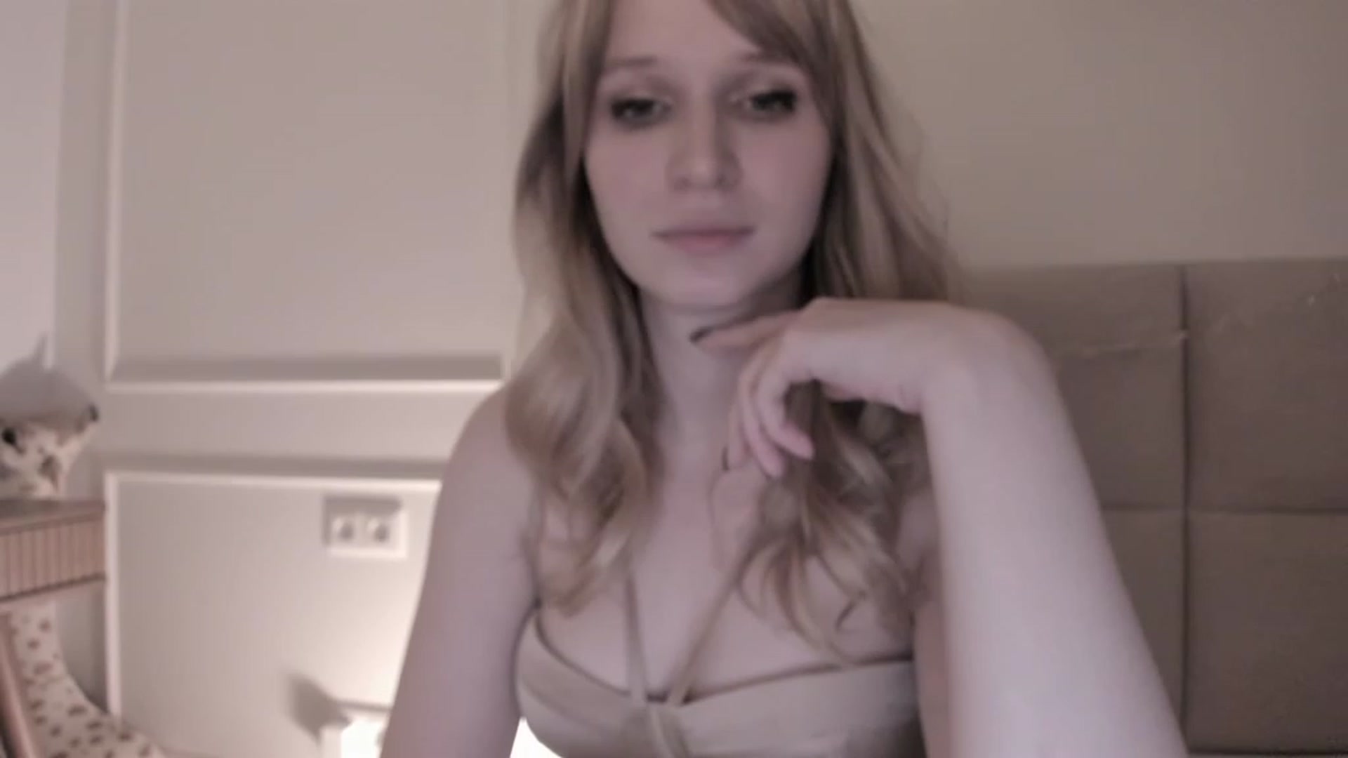 Gallery image thumbnail from Speculoos_'s myfreecams stream on, 12/21/2022, 20:58 image 8 of 20