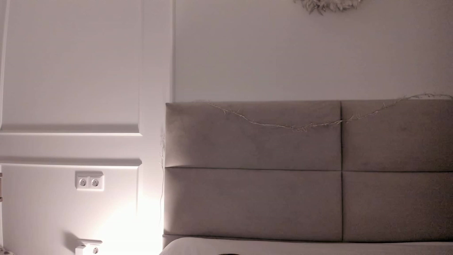 Gallery image thumbnail from Speculoos_'s myfreecams stream on, 12/21/2022, 20:58 image 2 of 20