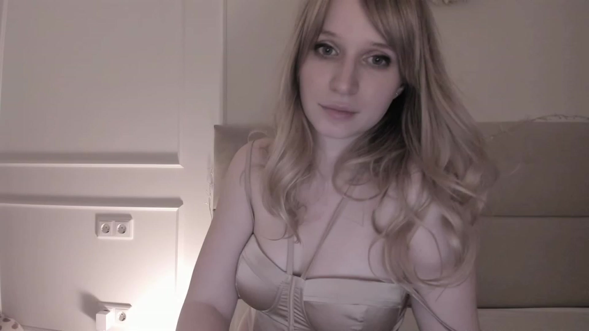 Gallery image thumbnail from Speculoos_'s myfreecams stream on, 12/21/2022, 20:58 image 1 of 20
