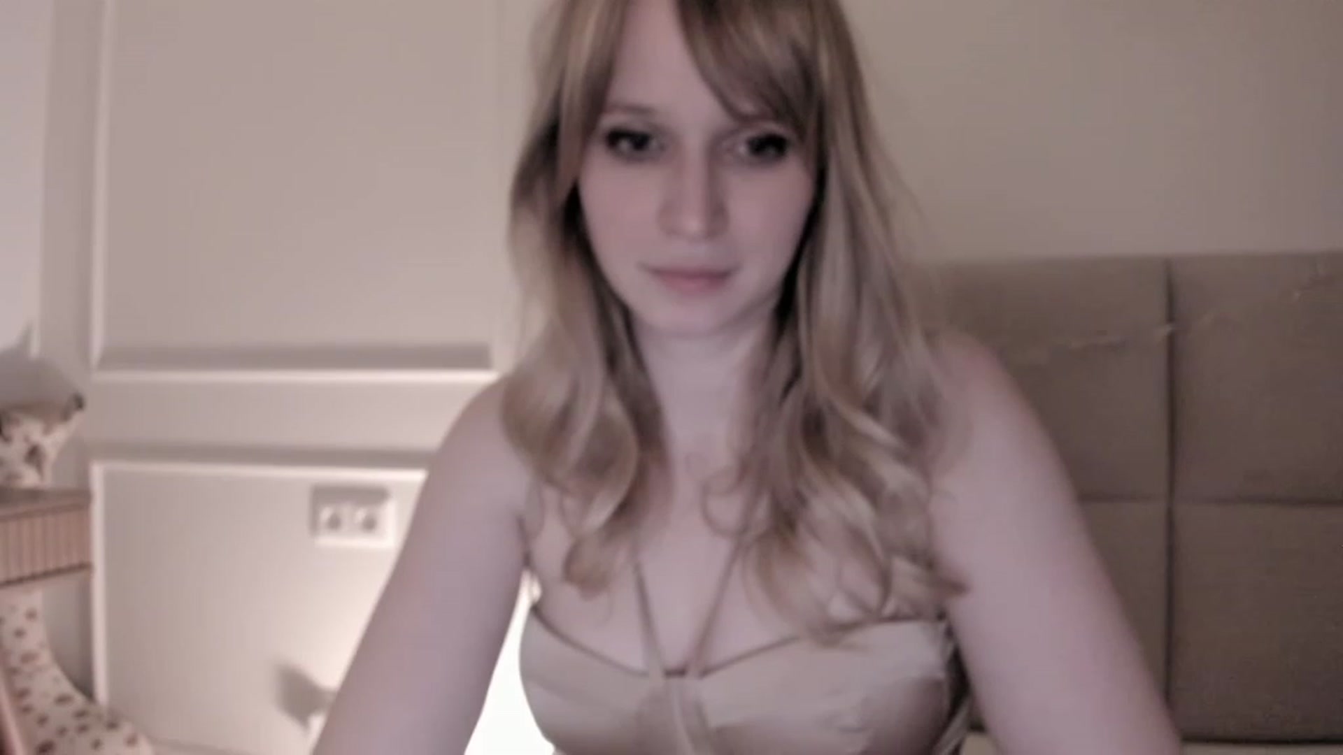 Gallery image thumbnail from Speculoos_'s myfreecams stream on, 12/21/2022, 20:58 image 10 of 20