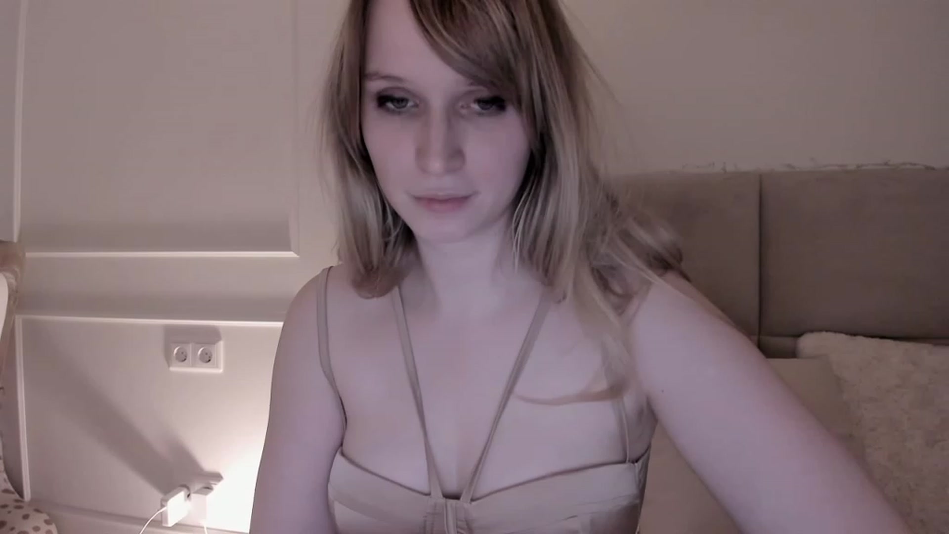 Gallery image thumbnail from Speculoos_'s myfreecams stream on, 01/18/2023, 21:15 image 5 of 20