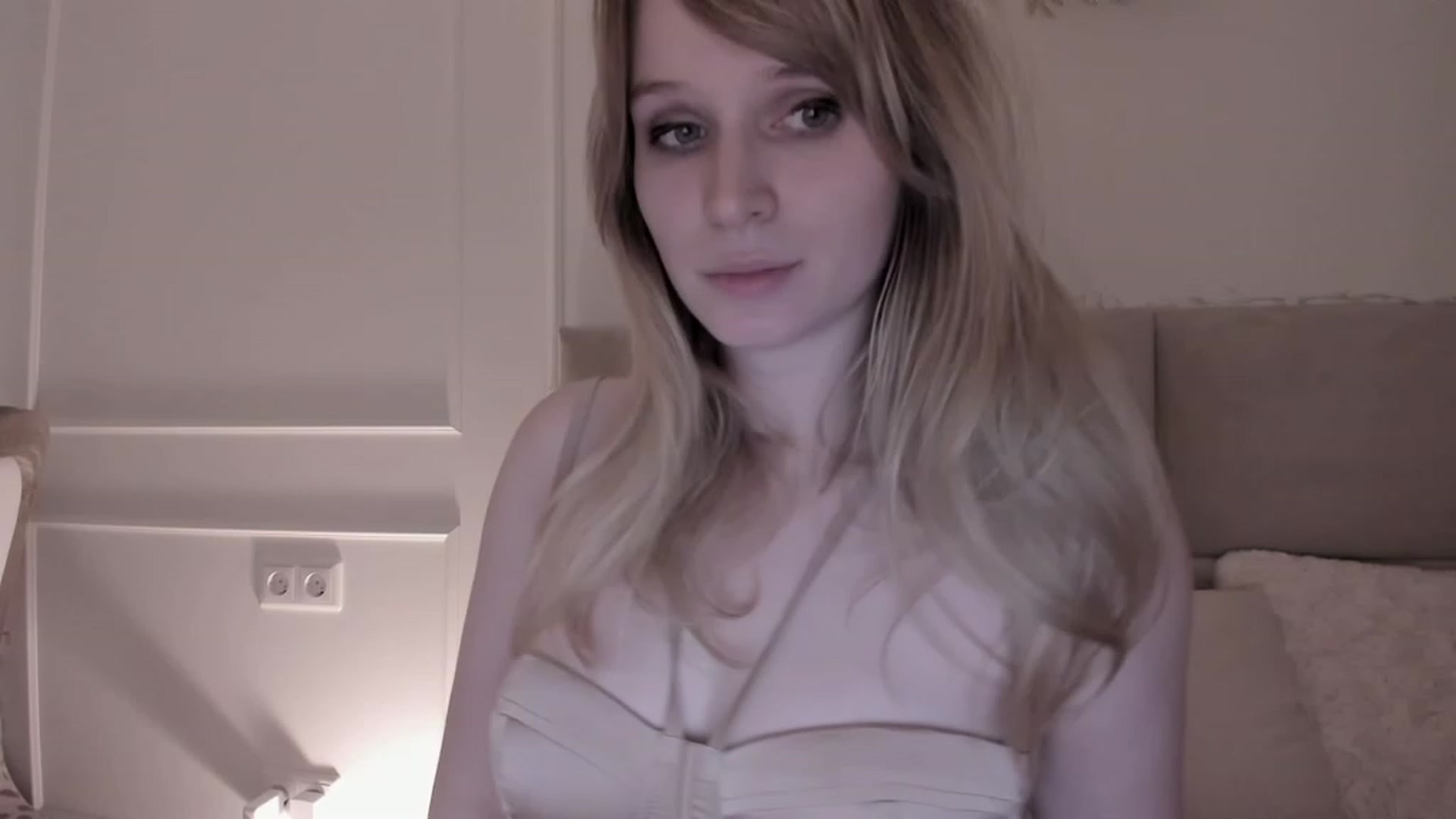 Gallery image thumbnail from Speculoos_'s myfreecams stream on, 01/18/2023, 21:15 image 1 of 20