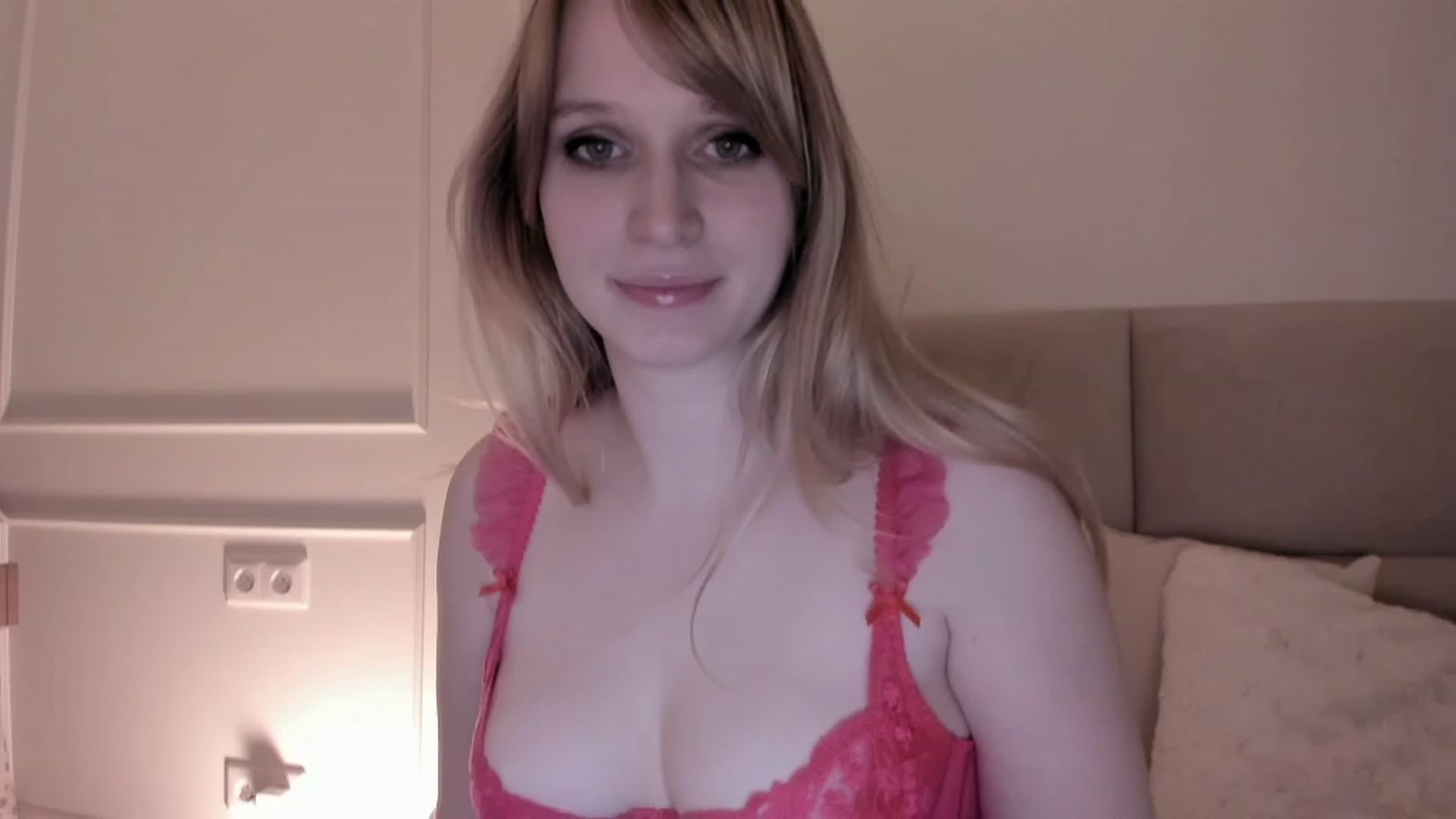 Gallery image thumbnail from Speculoos_'s myfreecams stream on, 01/28/2023, 20:57 image 6 of 20