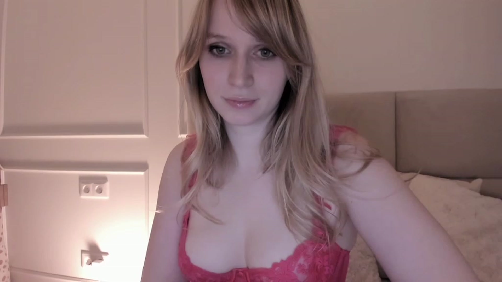 Gallery image thumbnail from Speculoos_'s myfreecams stream on, 01/28/2023, 20:57 image 20 of 20