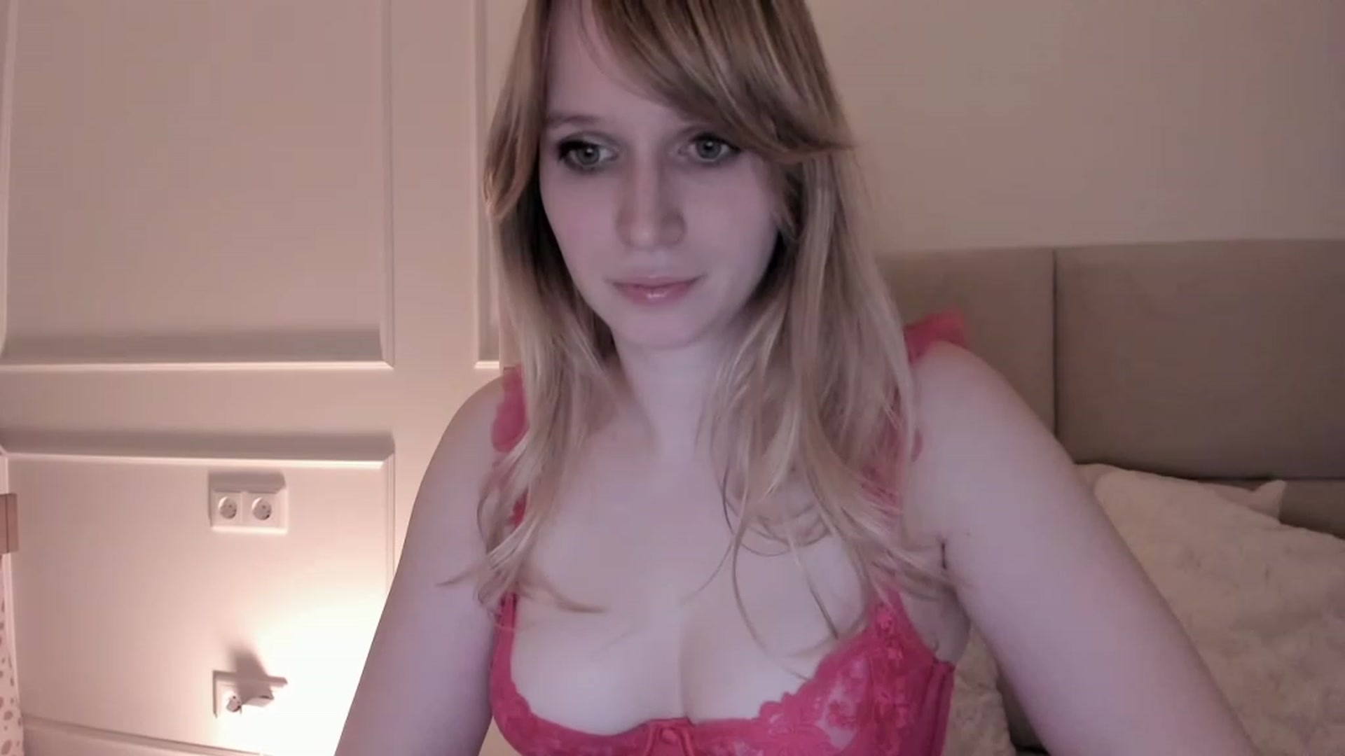 Gallery image thumbnail from Speculoos_'s myfreecams stream on, 01/28/2023, 20:57 image 16 of 20
