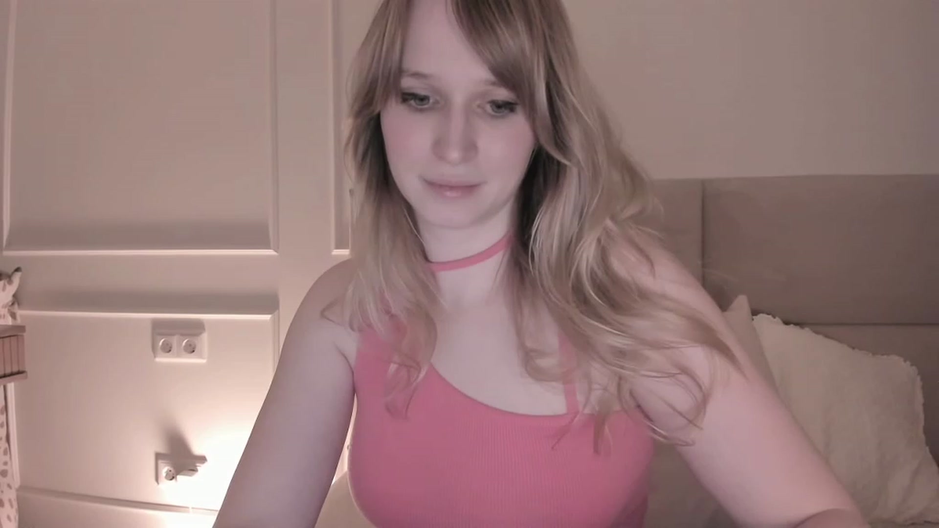 Gallery image thumbnail from Speculoos_'s myfreecams stream on, 02/02/2023, 20:54 image 20 of 20