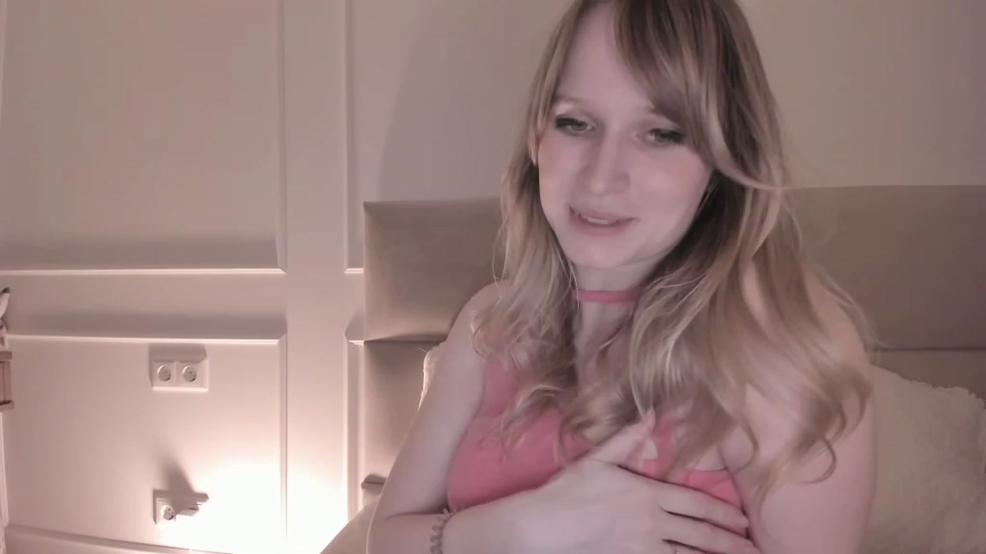 Gallery image thumbnail from Speculoos_'s myfreecams stream on, 02/02/2023, 20:54 image 7 of 20