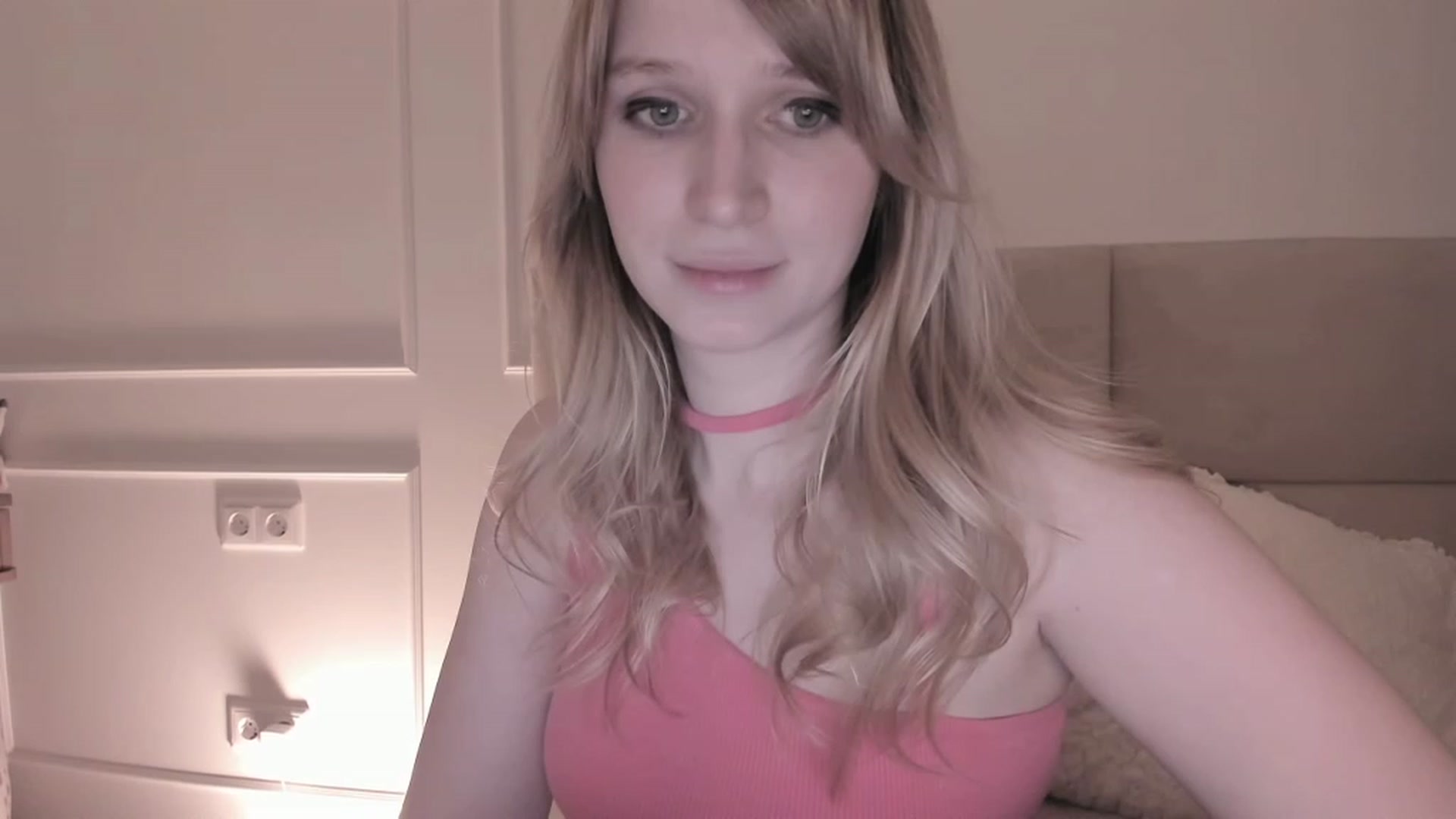 Gallery image thumbnail from Speculoos_'s myfreecams stream on, 02/02/2023, 20:54 image 5 of 20