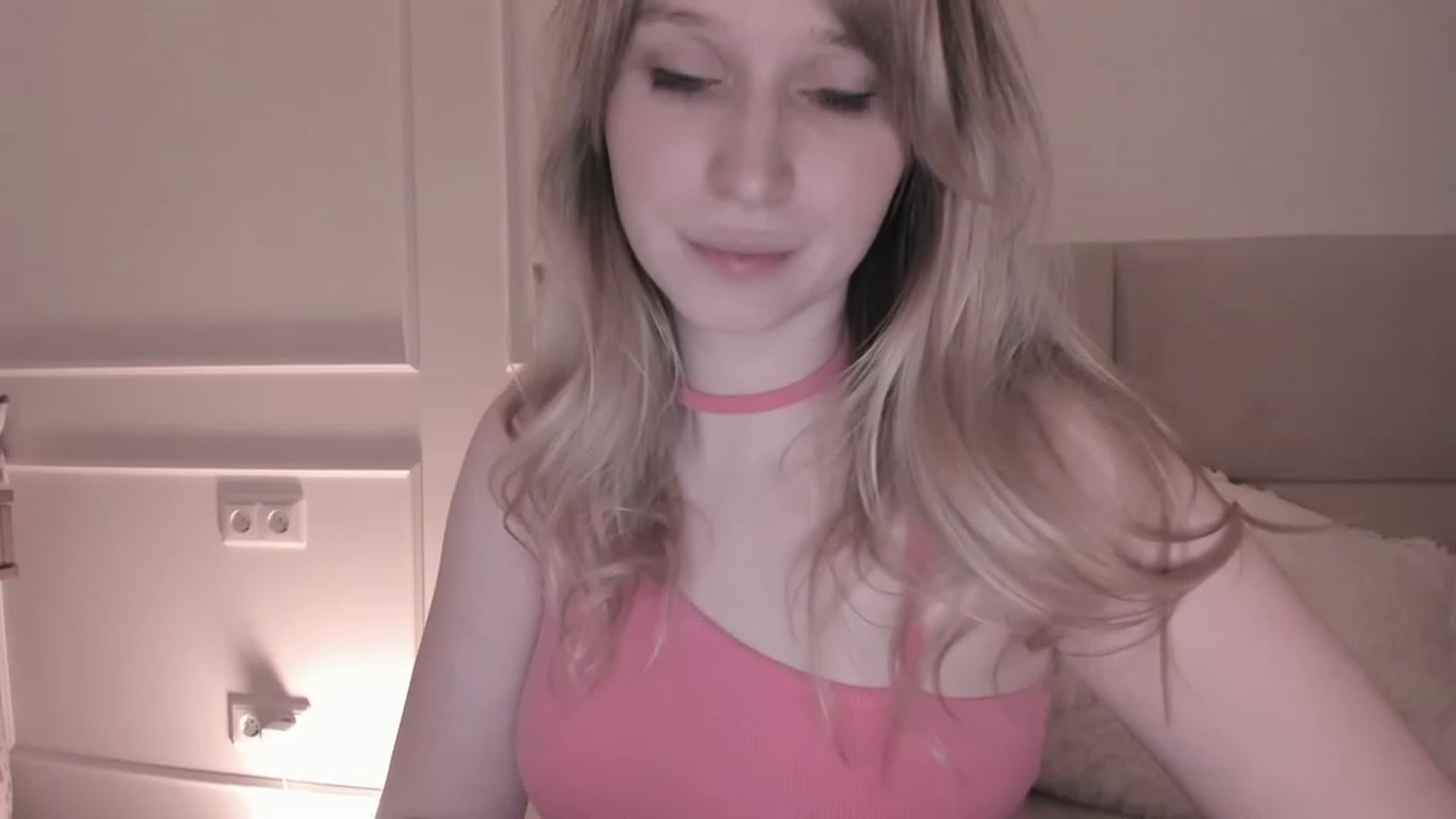 Gallery image thumbnail from Speculoos_'s myfreecams stream on, 02/02/2023, 20:54 image 9 of 20