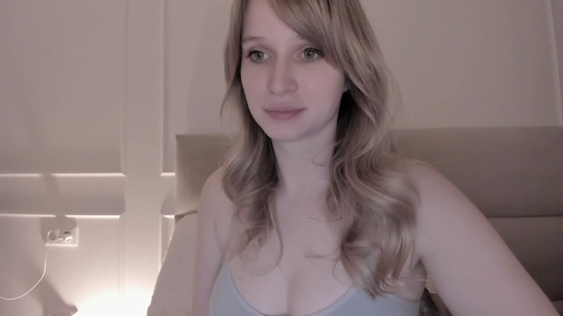 Gallery image thumbnail from Speculoos_'s myfreecams stream on, 02/09/2023, 20:29 image 5 of 20