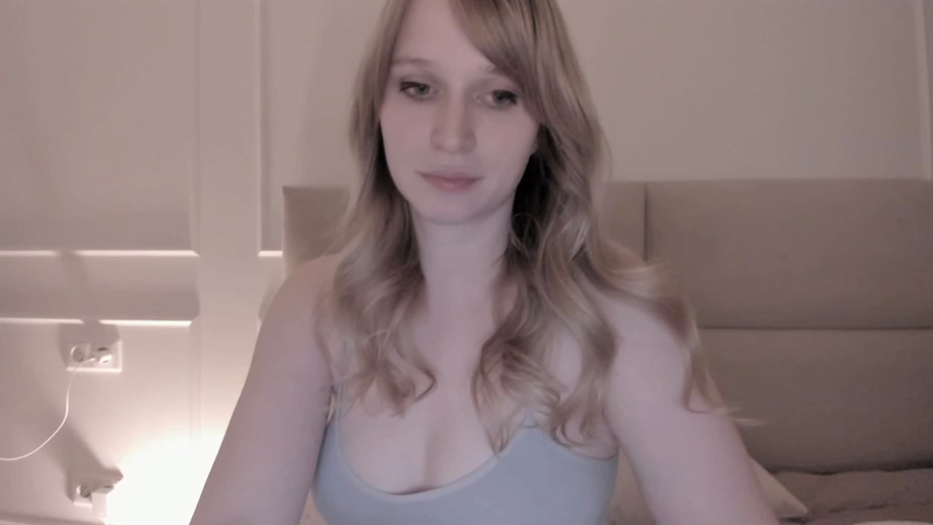 Gallery image thumbnail from Speculoos_'s myfreecams stream on, 02/09/2023, 20:29 image 17 of 20