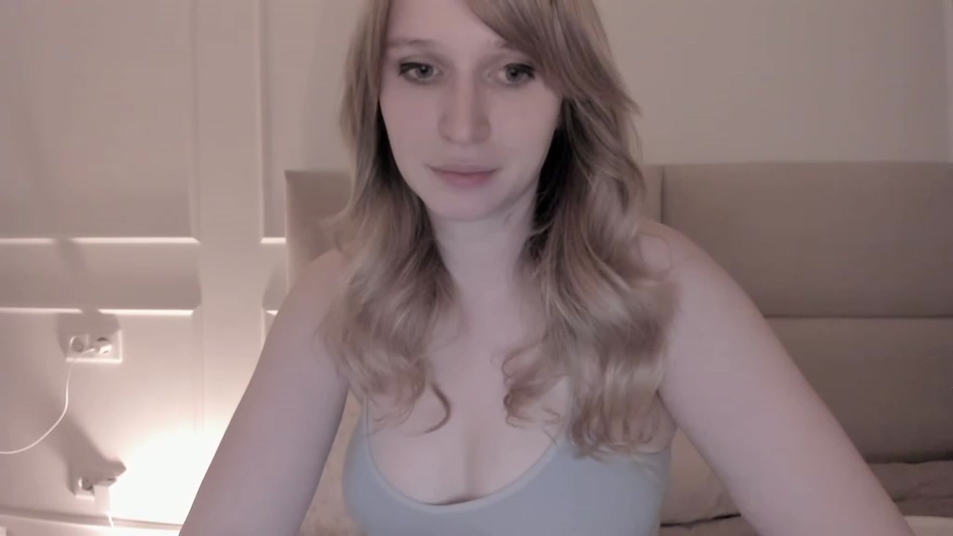 Gallery image thumbnail from Speculoos_'s myfreecams stream on, 02/09/2023, 20:29 image 13 of 20