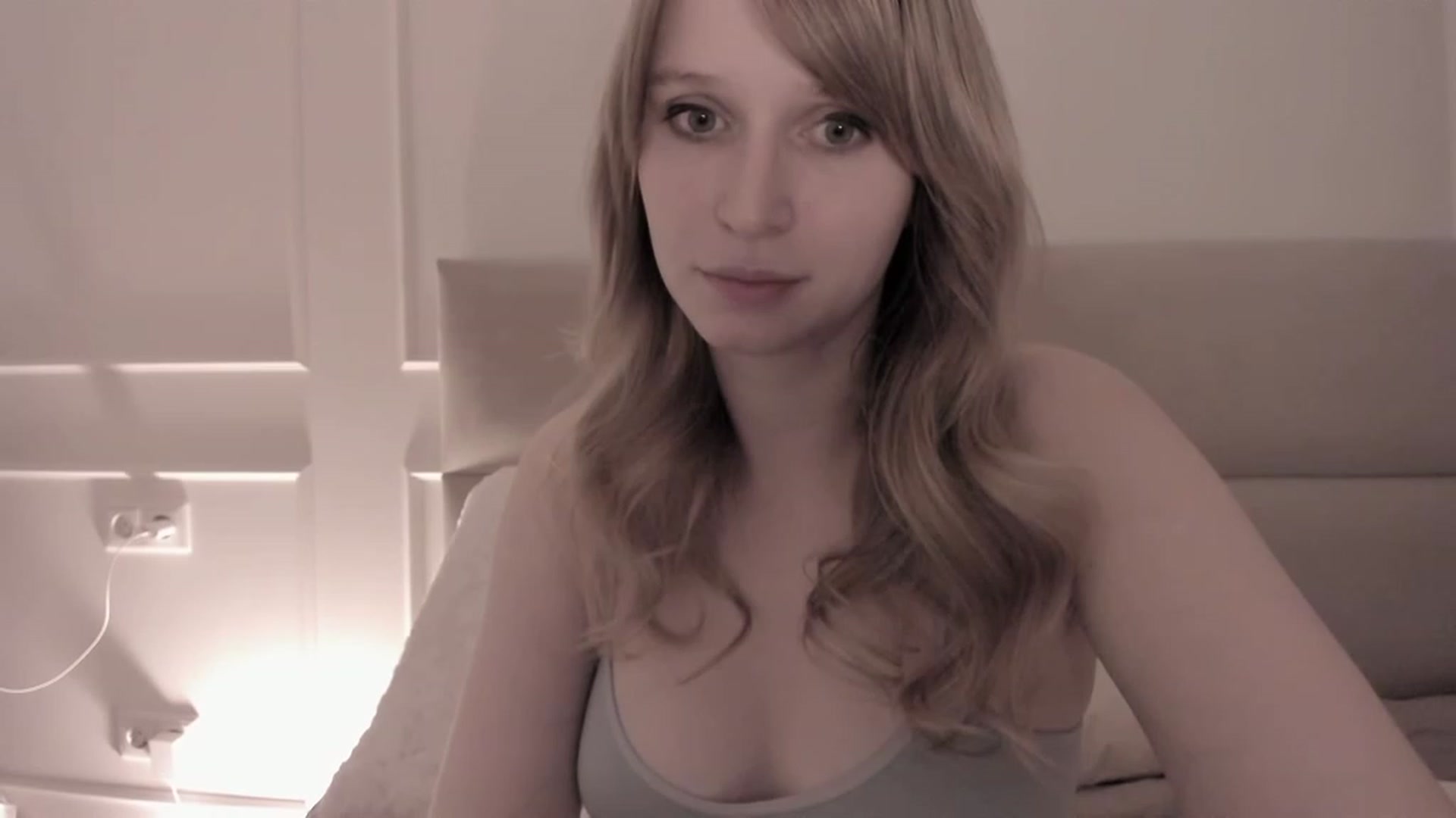 Gallery image thumbnail from Speculoos_'s myfreecams stream on, 02/09/2023, 20:29 image 15 of 20