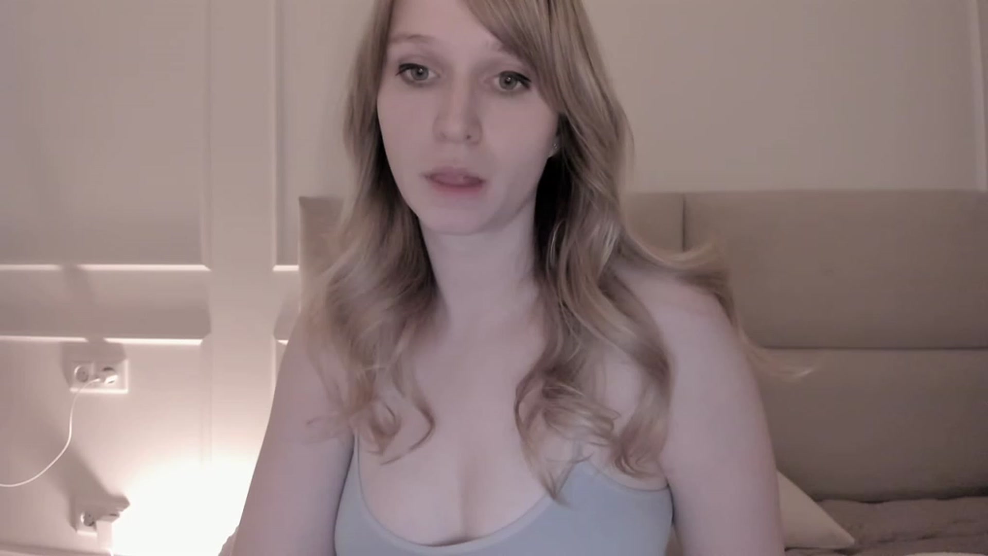 Gallery image thumbnail from Speculoos_'s myfreecams stream on, 02/09/2023, 20:29 image 16 of 20