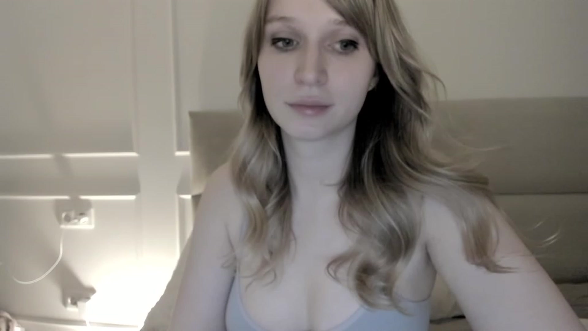 Gallery image thumbnail from Speculoos_'s myfreecams stream on, 02/09/2023, 21:01 image 10 of 20
