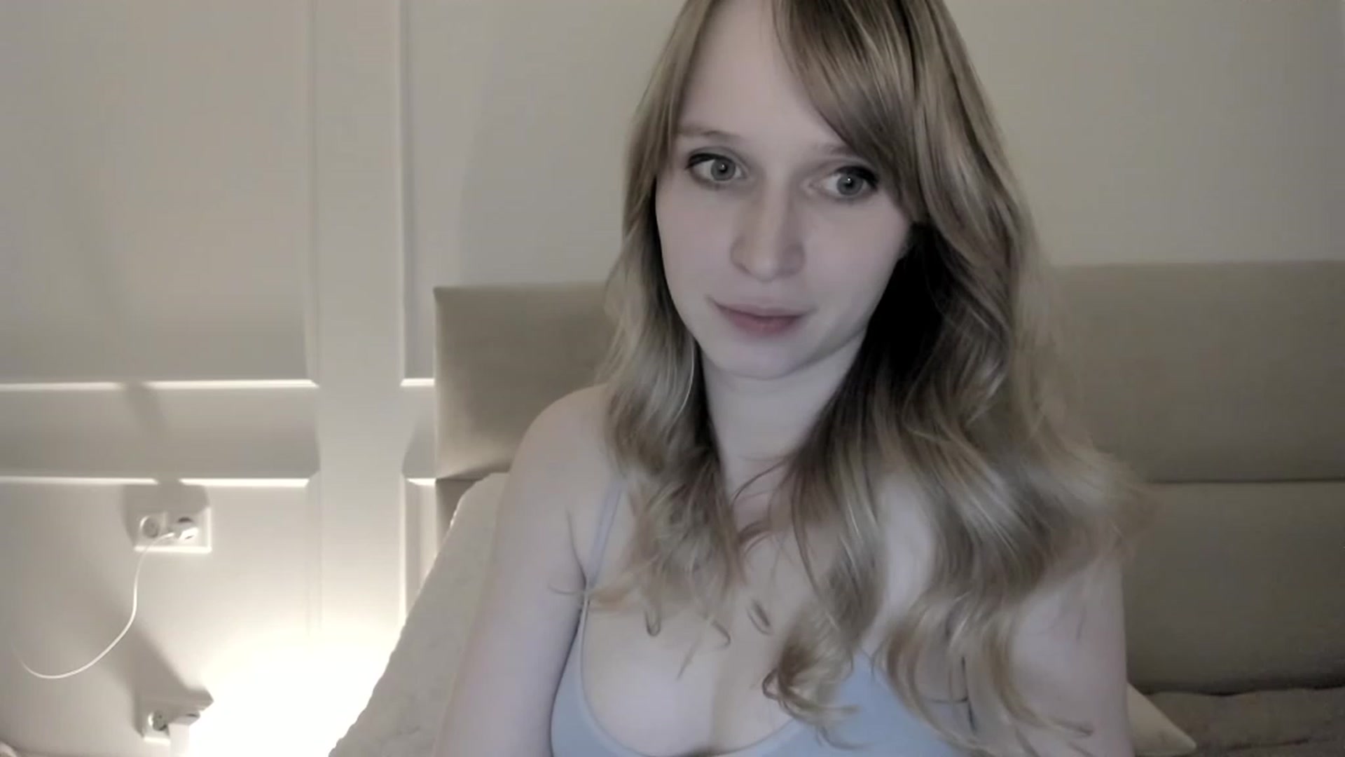 Gallery image thumbnail from Speculoos_'s myfreecams stream on, 02/09/2023, 21:01 image 8 of 20