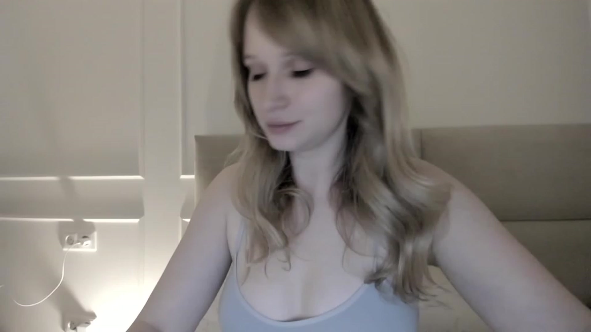Gallery image thumbnail from Speculoos_'s myfreecams stream on, 02/09/2023, 21:01 image 2 of 20