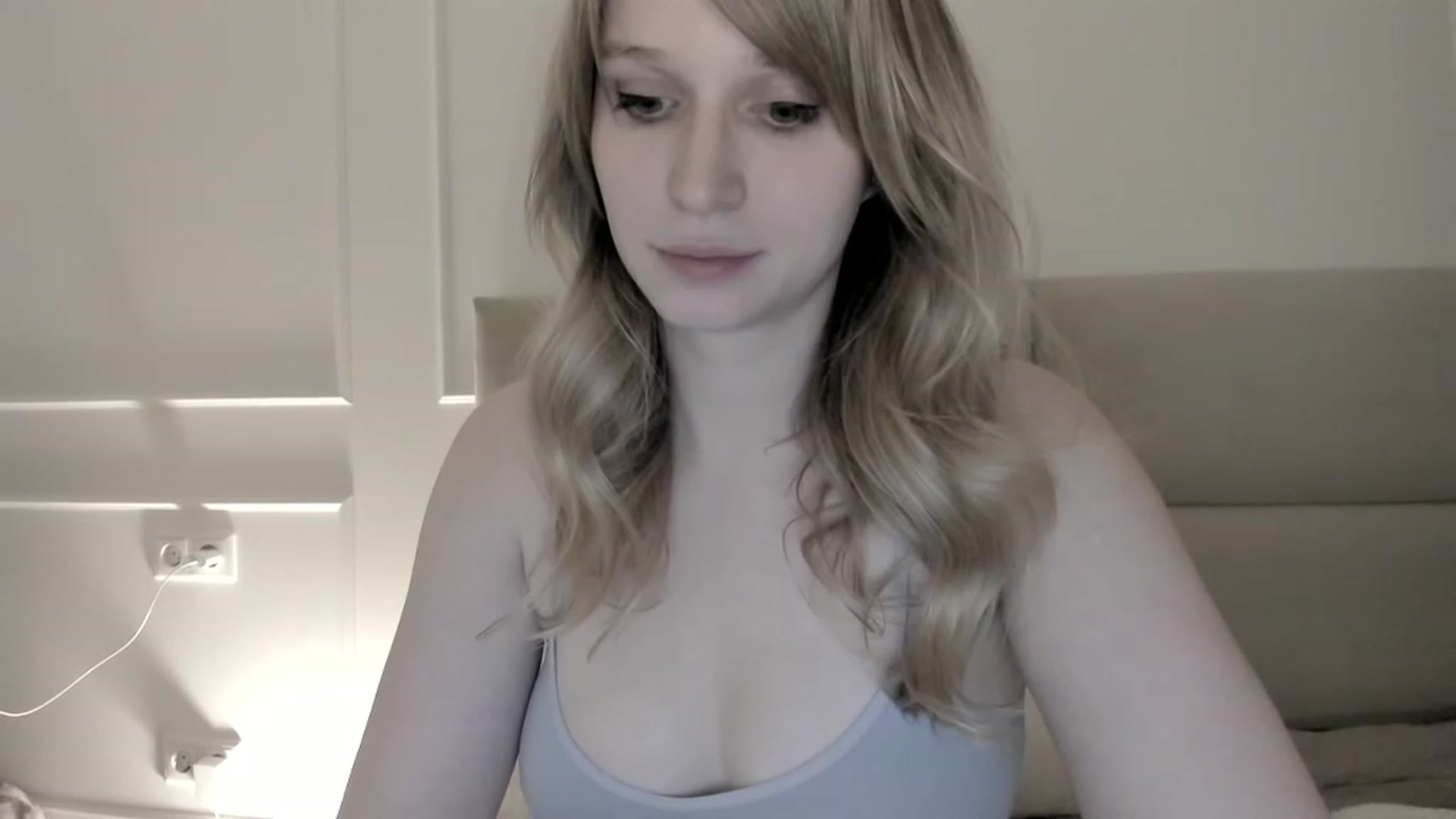 Gallery image thumbnail from Speculoos_'s myfreecams stream on, 02/09/2023, 21:01 image 12 of 20