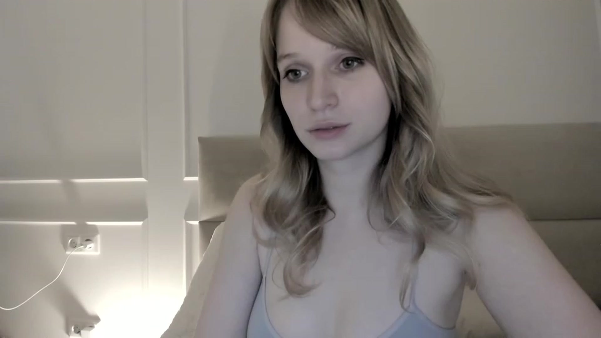 Gallery image thumbnail from Speculoos_'s myfreecams stream on, 02/09/2023, 21:01 image 18 of 20