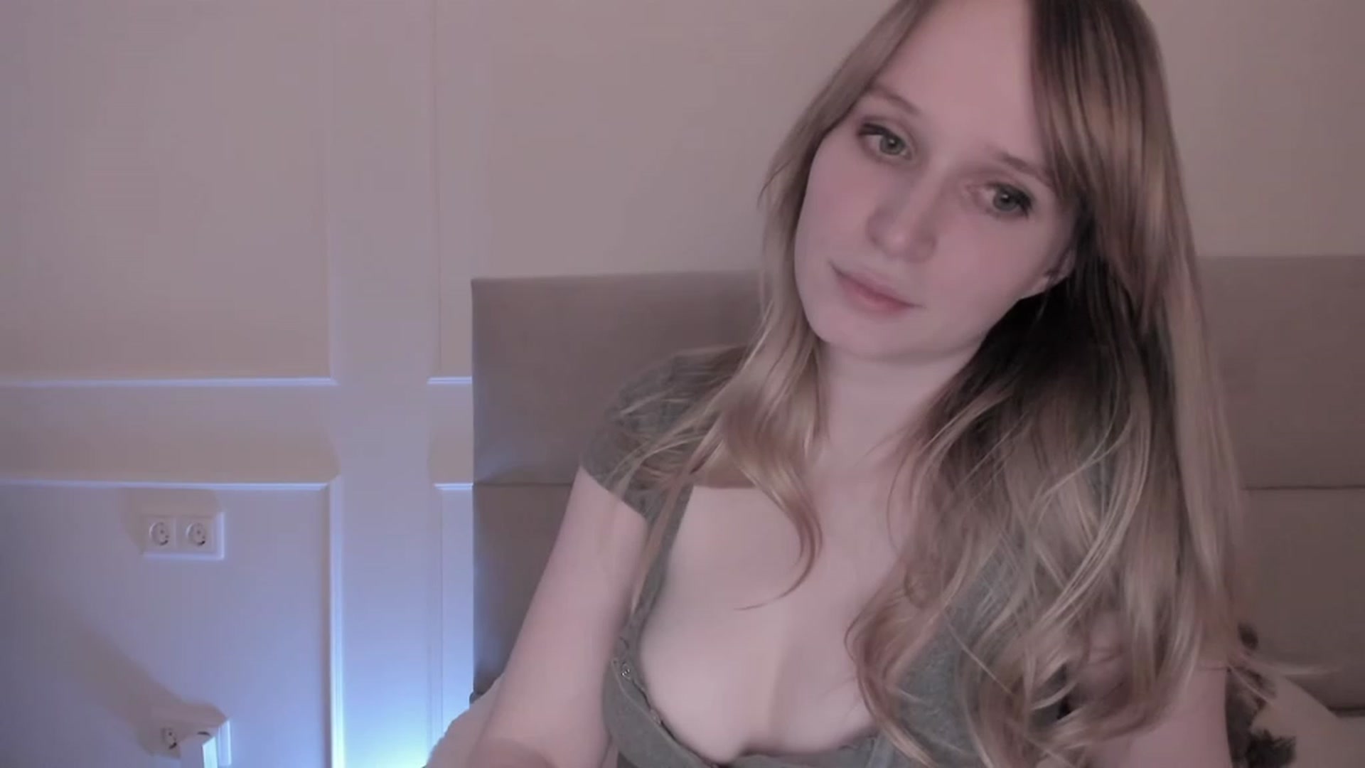 Gallery image thumbnail from Speculoos_'s myfreecams stream on, 02/24/2023, 20:50 image 12 of 20
