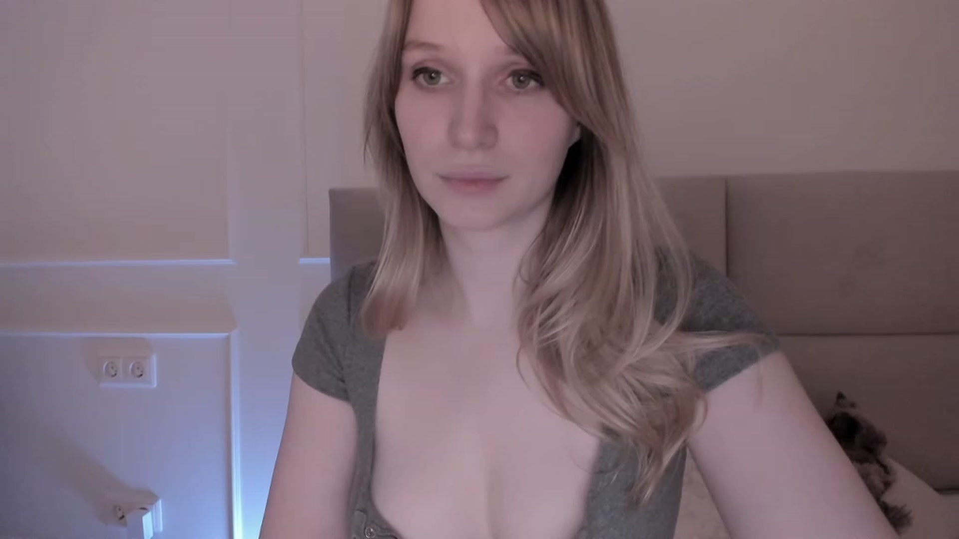 Gallery image thumbnail from Speculoos_'s myfreecams stream on, 02/24/2023, 20:50 image 6 of 20