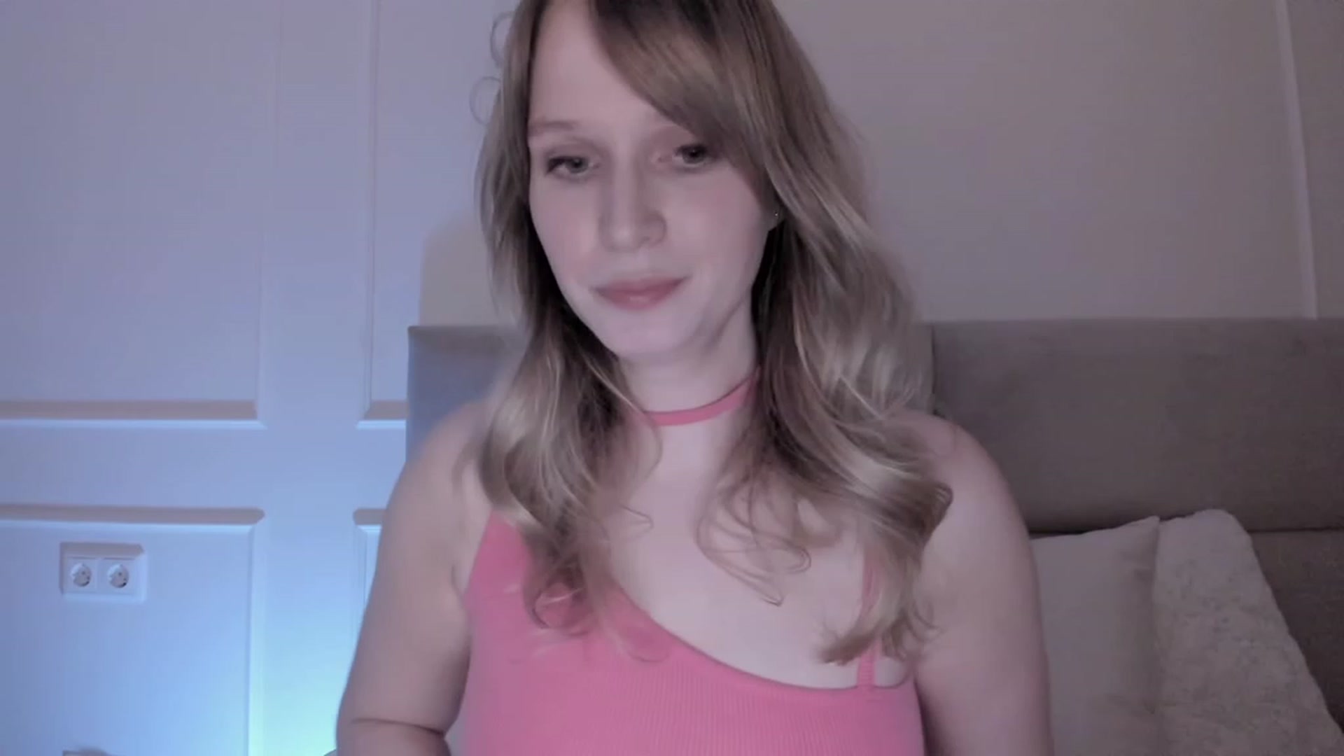 Gallery image thumbnail from Speculoos_'s myfreecams stream on, 03/06/2023, 21:21 image 6 of 20