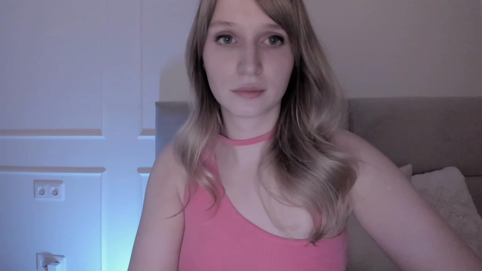 Gallery image thumbnail from Speculoos_'s myfreecams stream on, 03/06/2023, 21:21 image 4 of 20